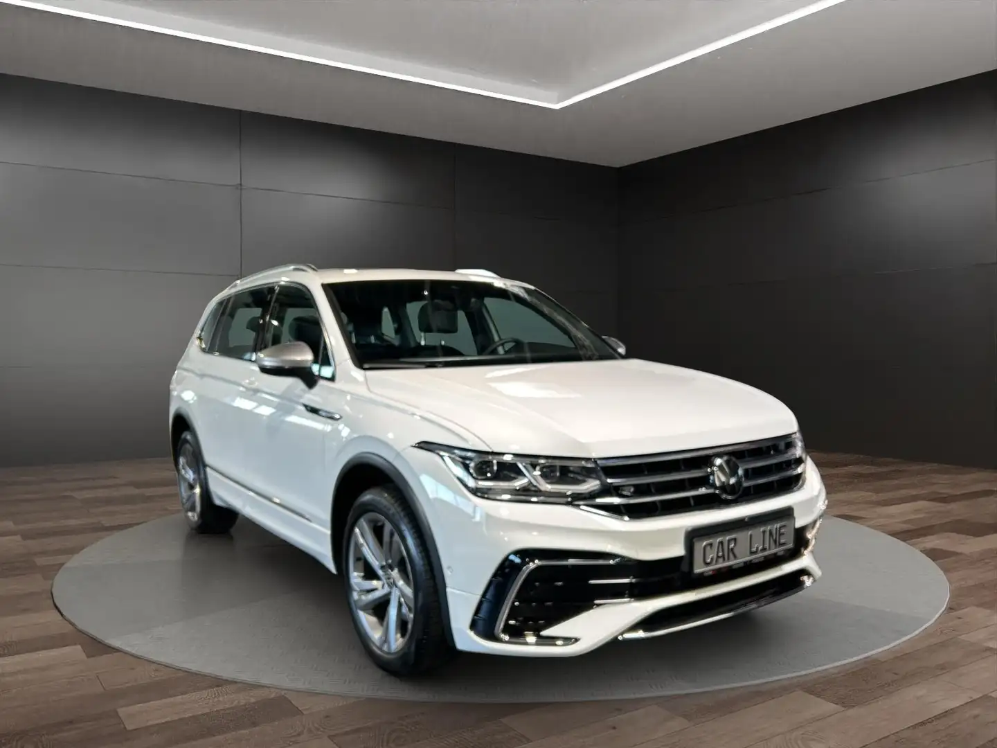 Volkswagen Tiguan Allspace 2.0TDI R-LINE*PANO*360°*DSG*AHK* Wit - 2