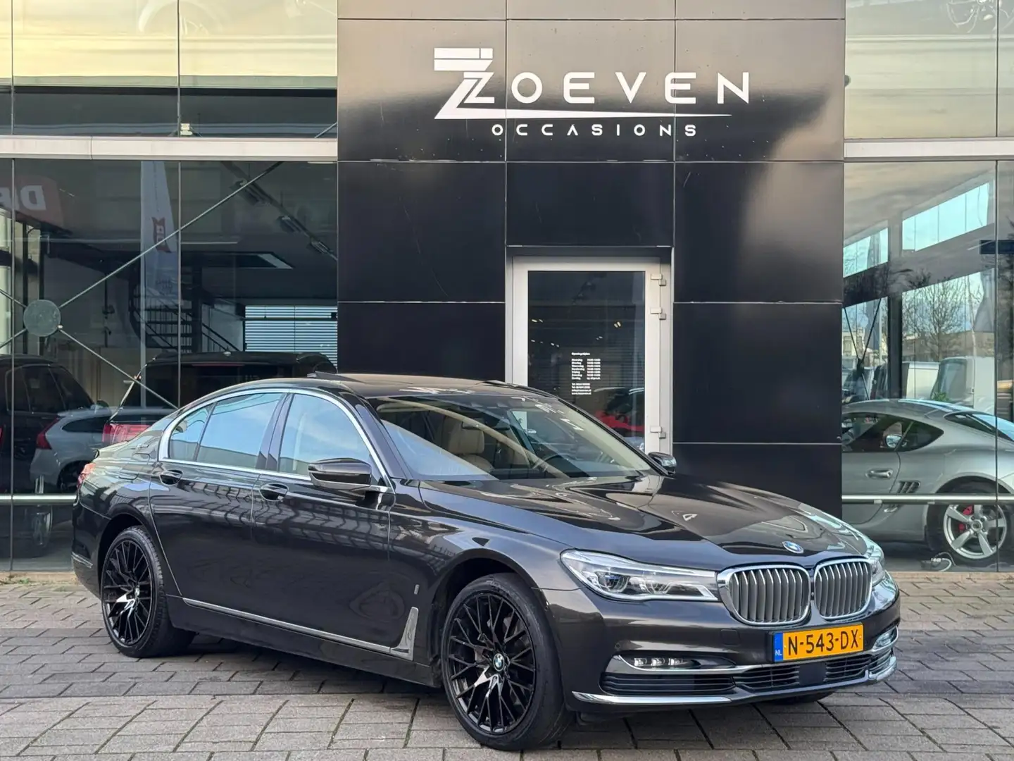 BMW 740 7-serie 740e iPerformance Brun - 2