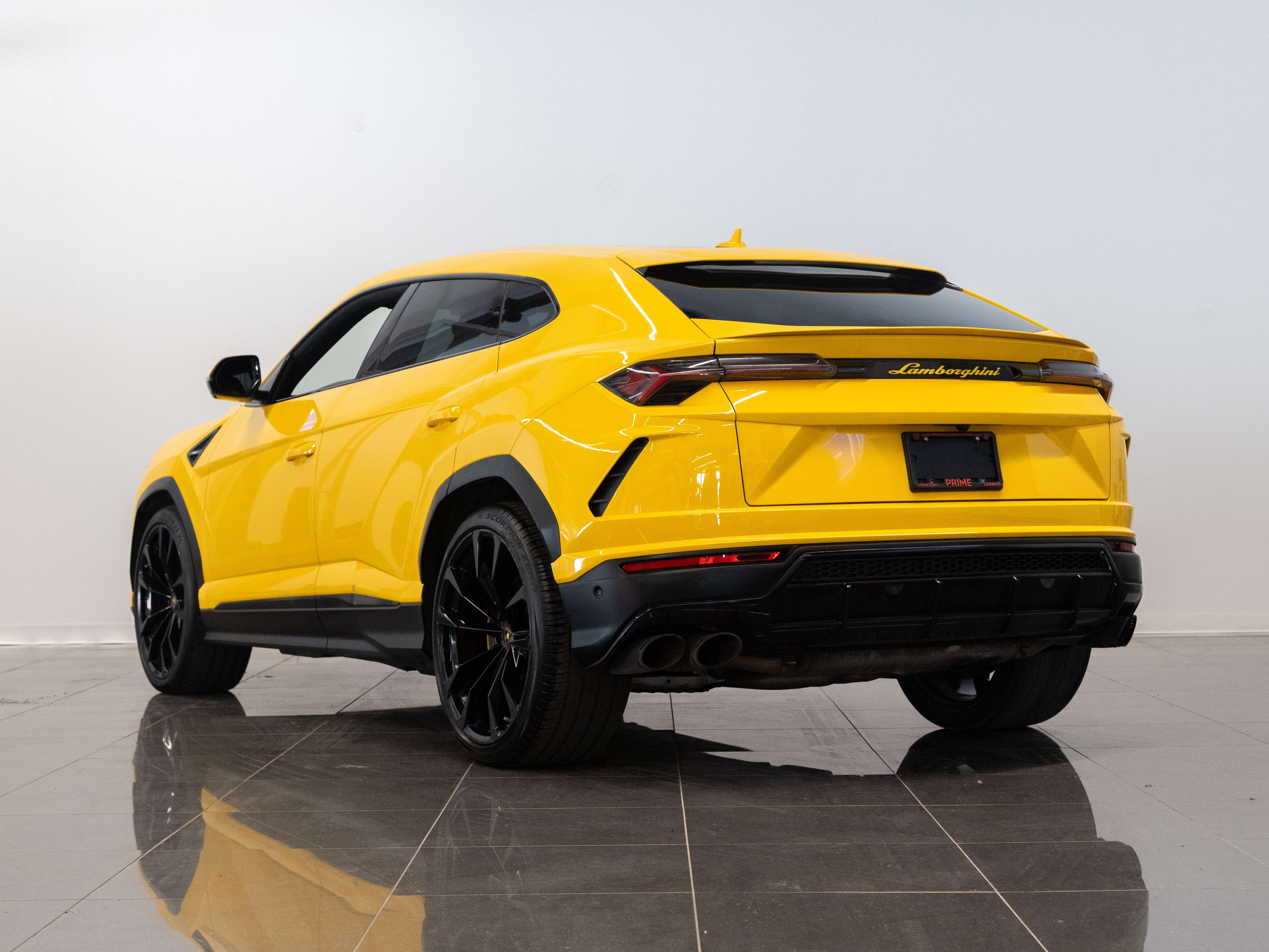 2020 Lamborghini Urus
