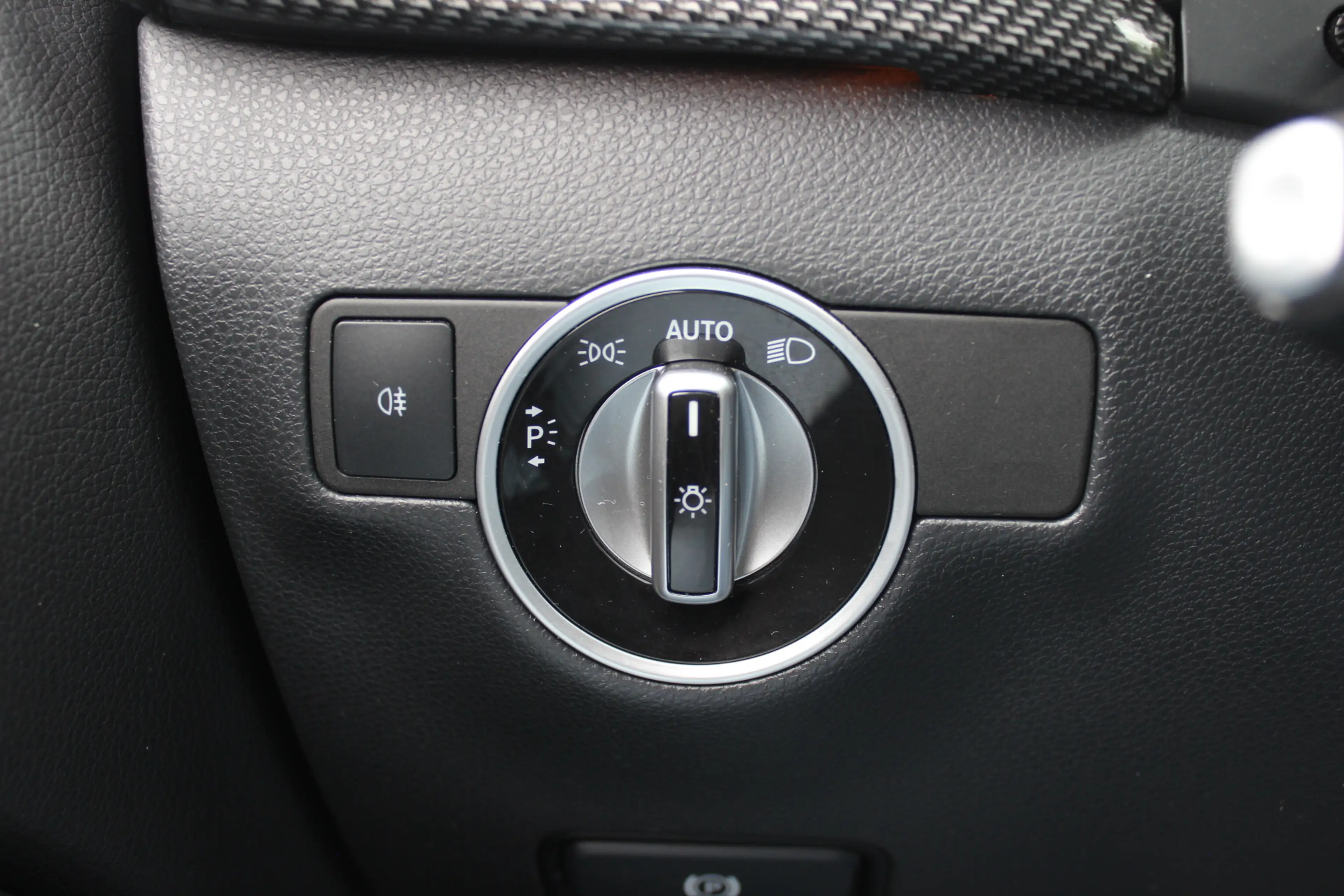 Mercedes-Benz B 180 Ambition / Panoramadak / Camera / Leder&Alcantara — photo 32