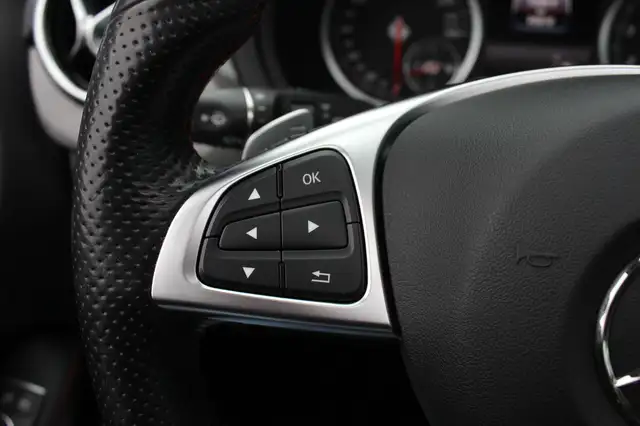 Mercedes-Benz B-Class view 29