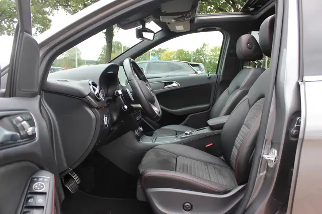 Mercedes-Benz B-Class view 10
