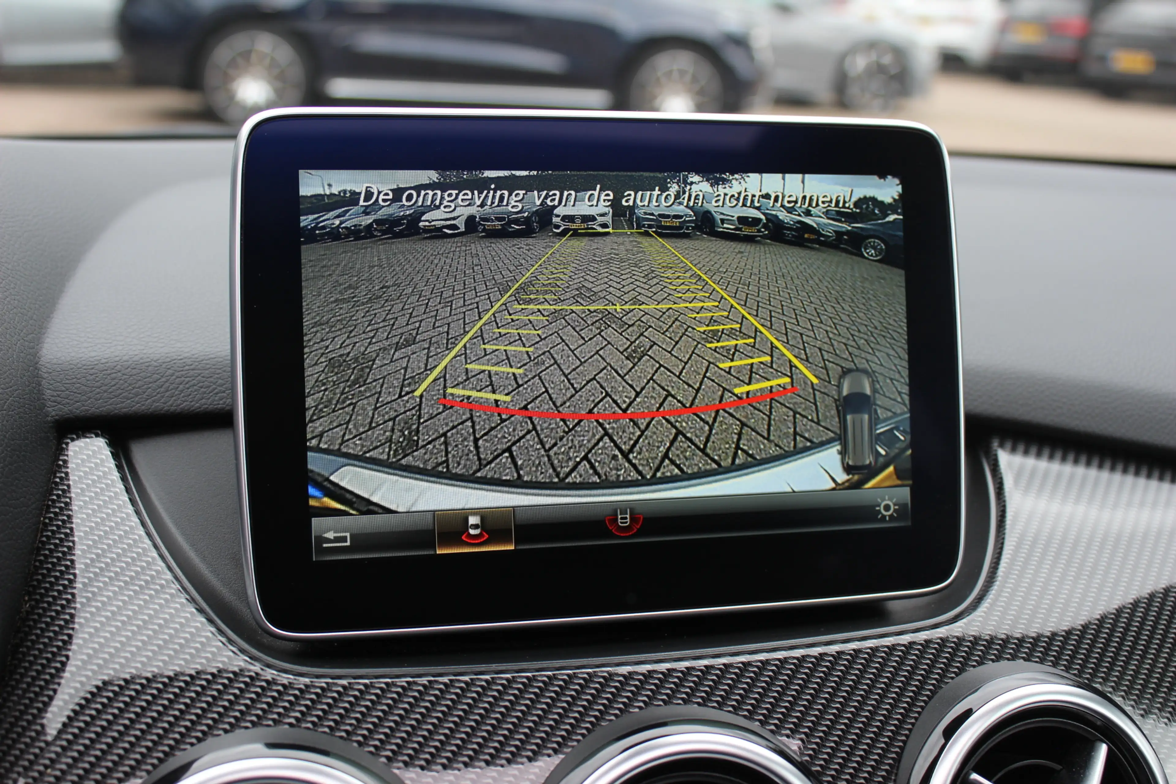 Mercedes-Benz B 180 Ambition / Panoramadak / Camera / Leder&Alcantara — photo 20