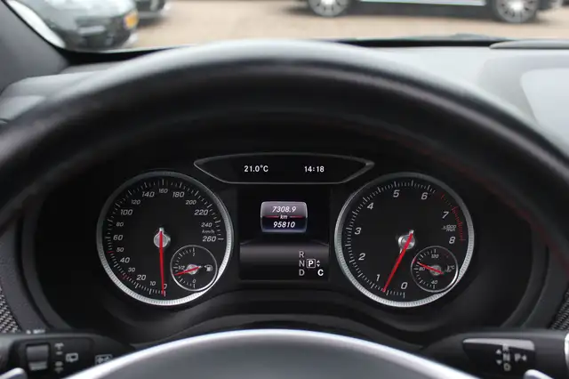 Mercedes-Benz B-Class view 18