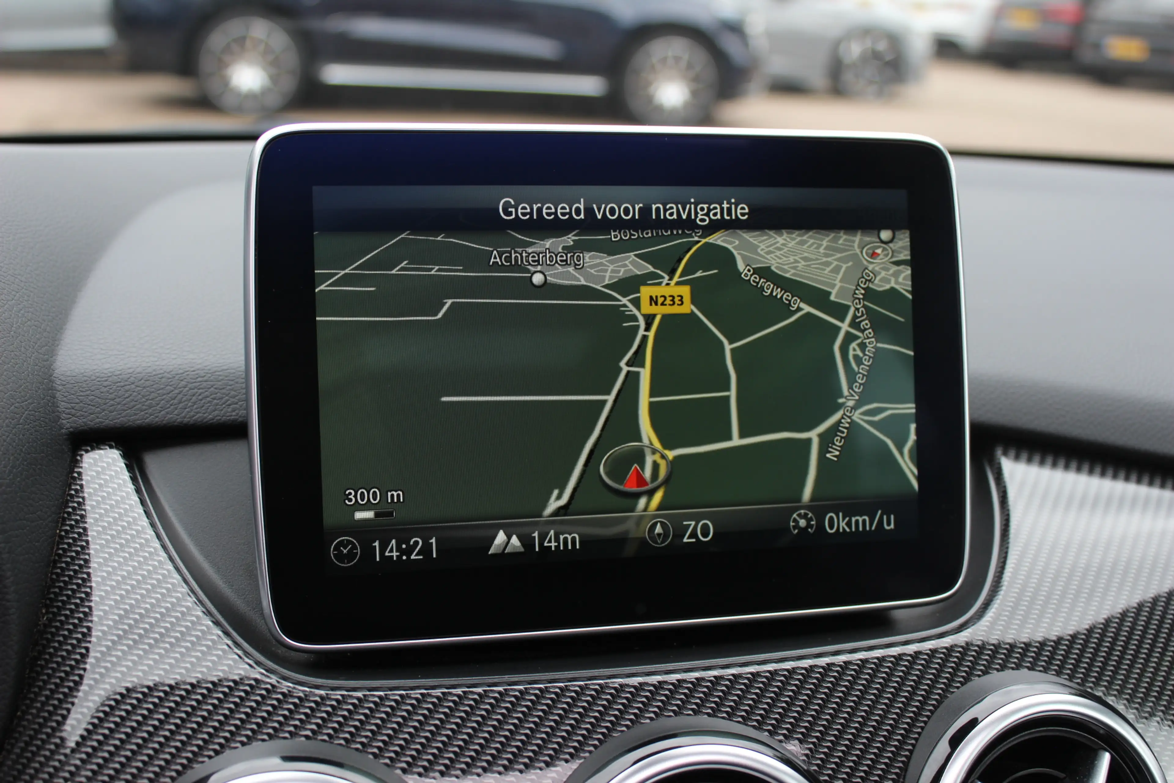 Mercedes-Benz B 180 Ambition / Panoramadak / Camera / Leder&Alcantara — photo 21