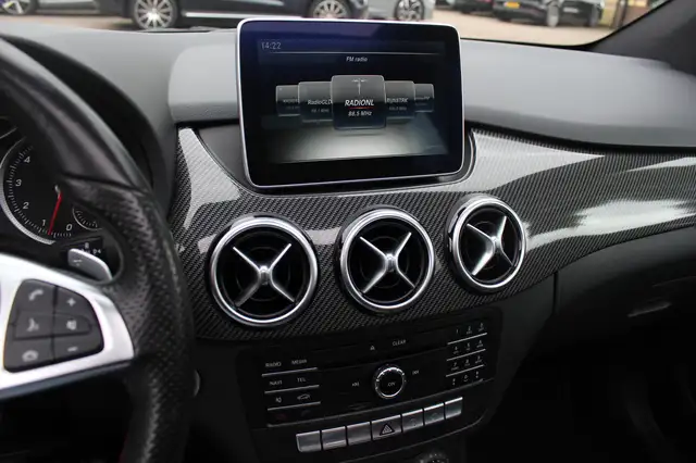 Mercedes-Benz B-Class view 19