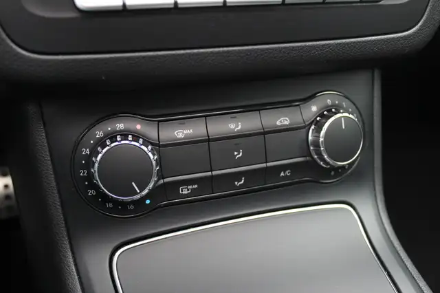 Mercedes-Benz B-Class view 26