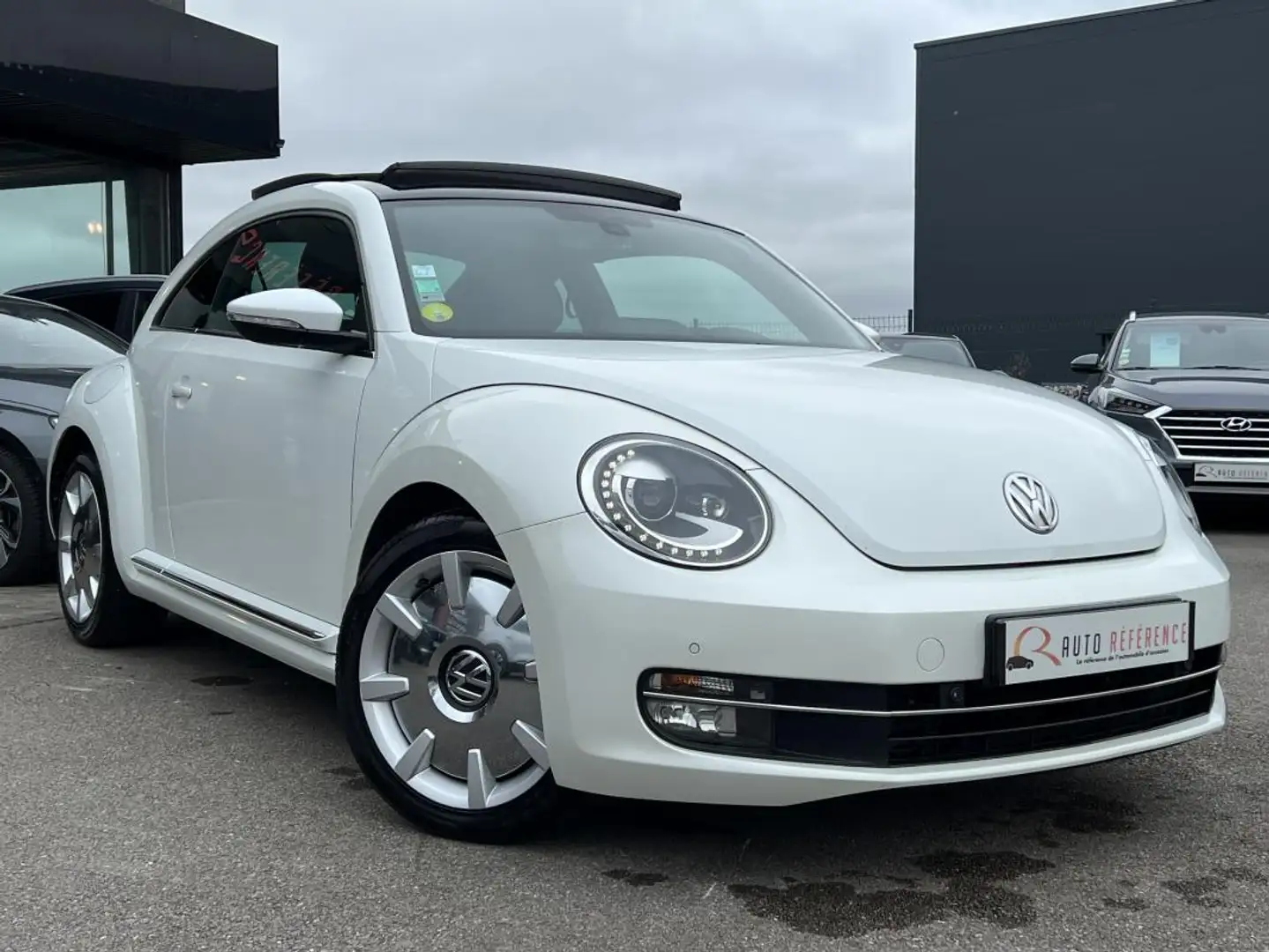 Volkswagen New Beetle 2.0 TDi 140 Ch TOIT OUVRANT / SIEGES CHAUFF GPS Wit - 2