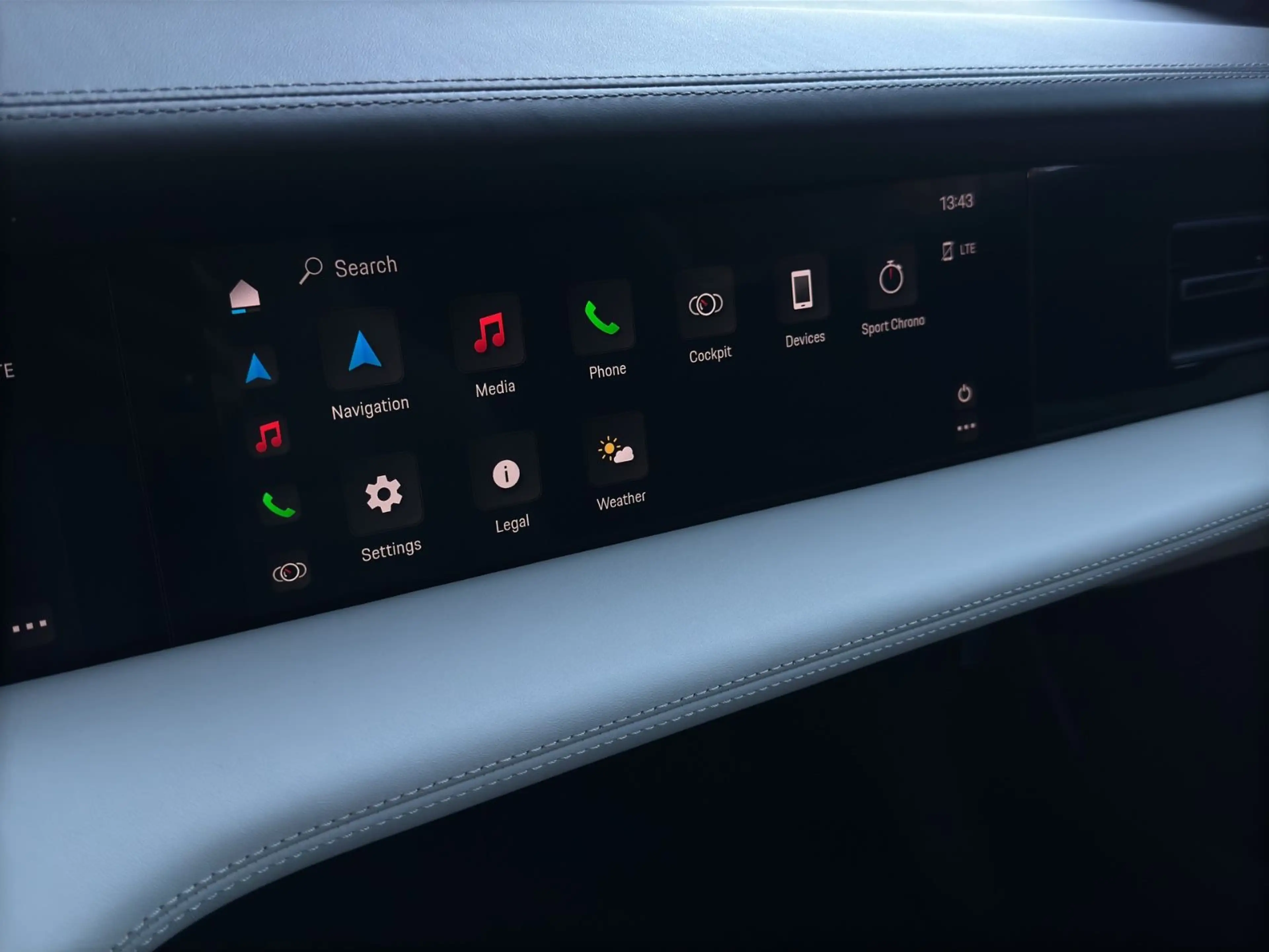 Porsche Taycan 4S°LUFT°HUD°360°MATRIX°PANO°SPORTCHRONO° — photo 12