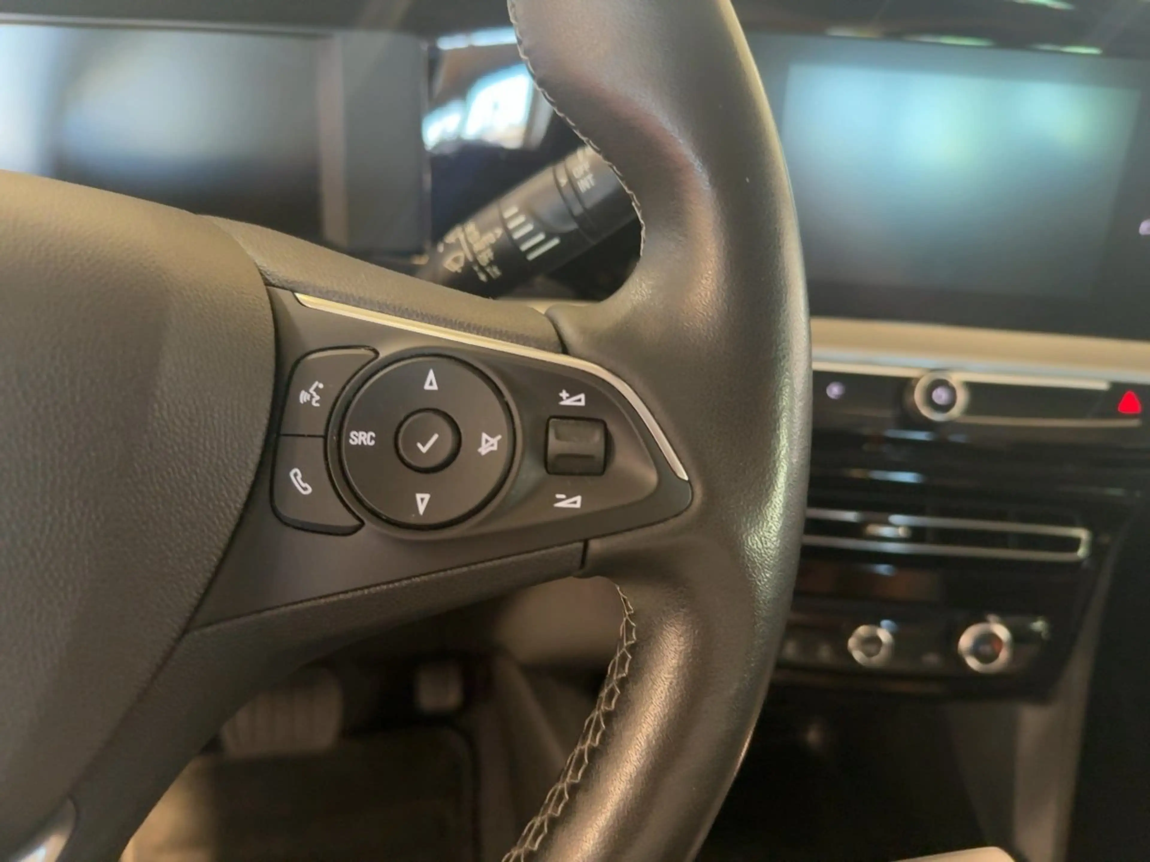 Opel Mokka-E Mokka e Elegance ACC+Navi+SHZ+Winterp.+Kam.+LM — photo 14