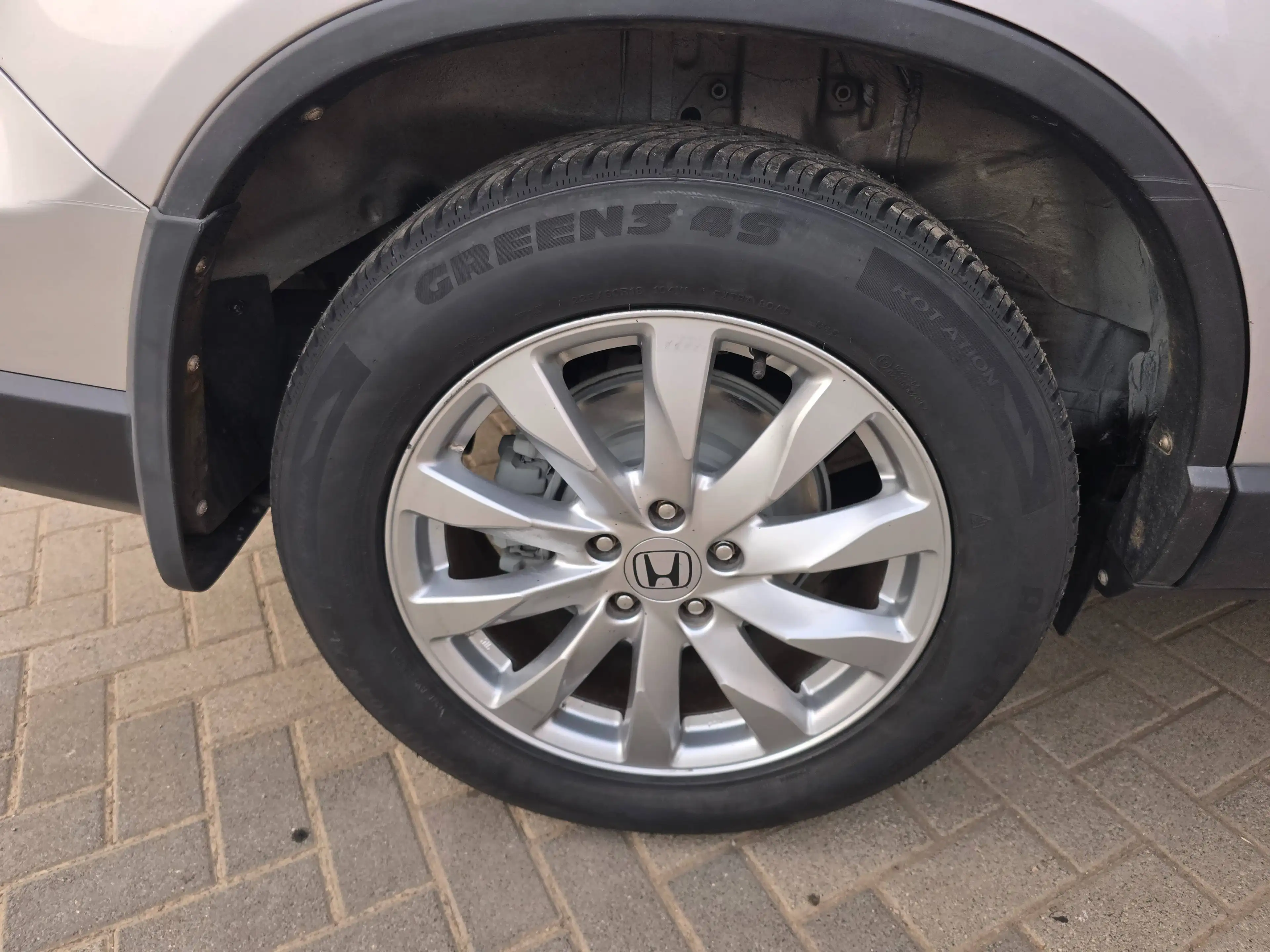 Honda CR-V Elegance — photo 15