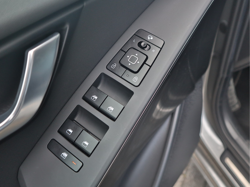 Kia e-Niro EV DynamicPlusLine 64.8 kWh |  Navigatie | Stoel/S — photo 28