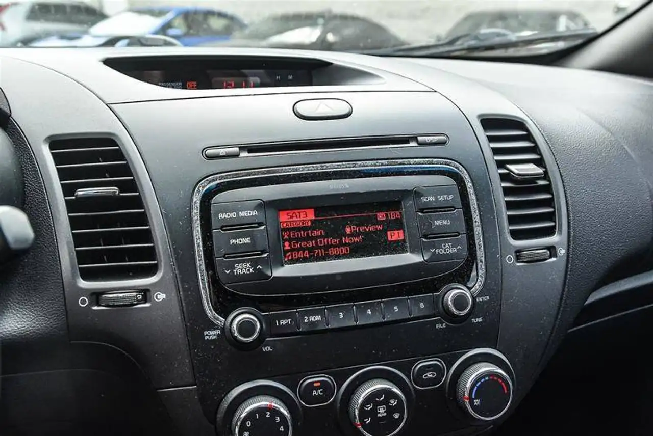 Kia Forte снимка Kia Forte