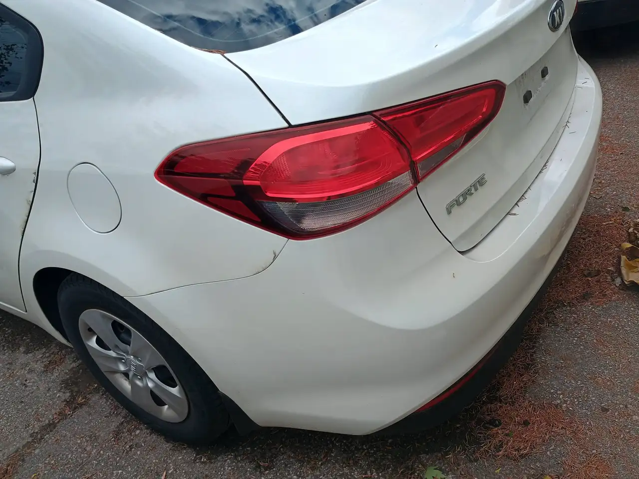 Kia Forte снимка Kia Forte