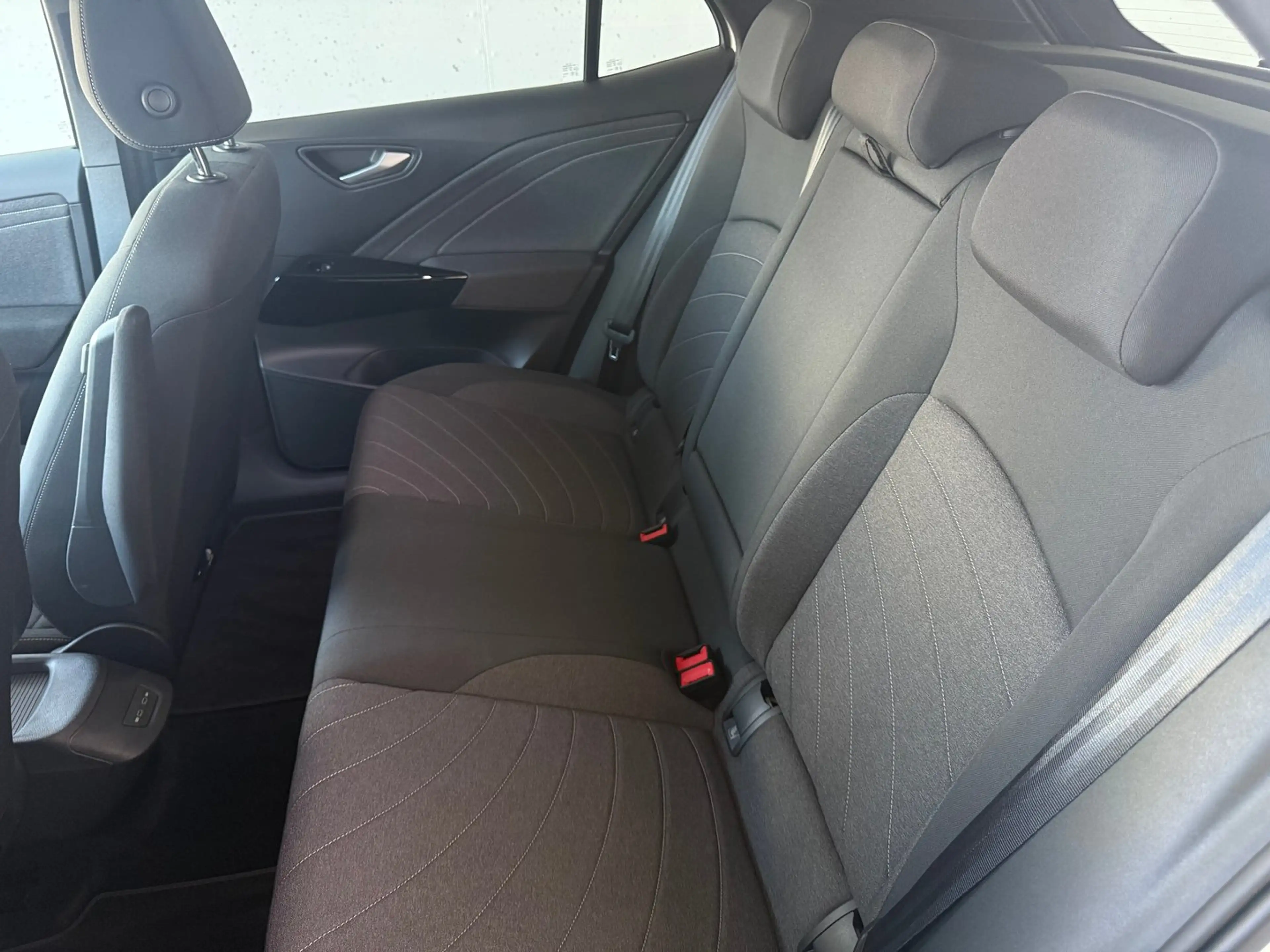 Volkswagen ID.3 Pure 125 kW Business — photo 8