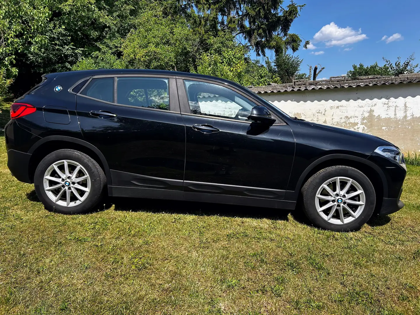BMW X2 X2 sDrive20i Aut. Schwarz - 2