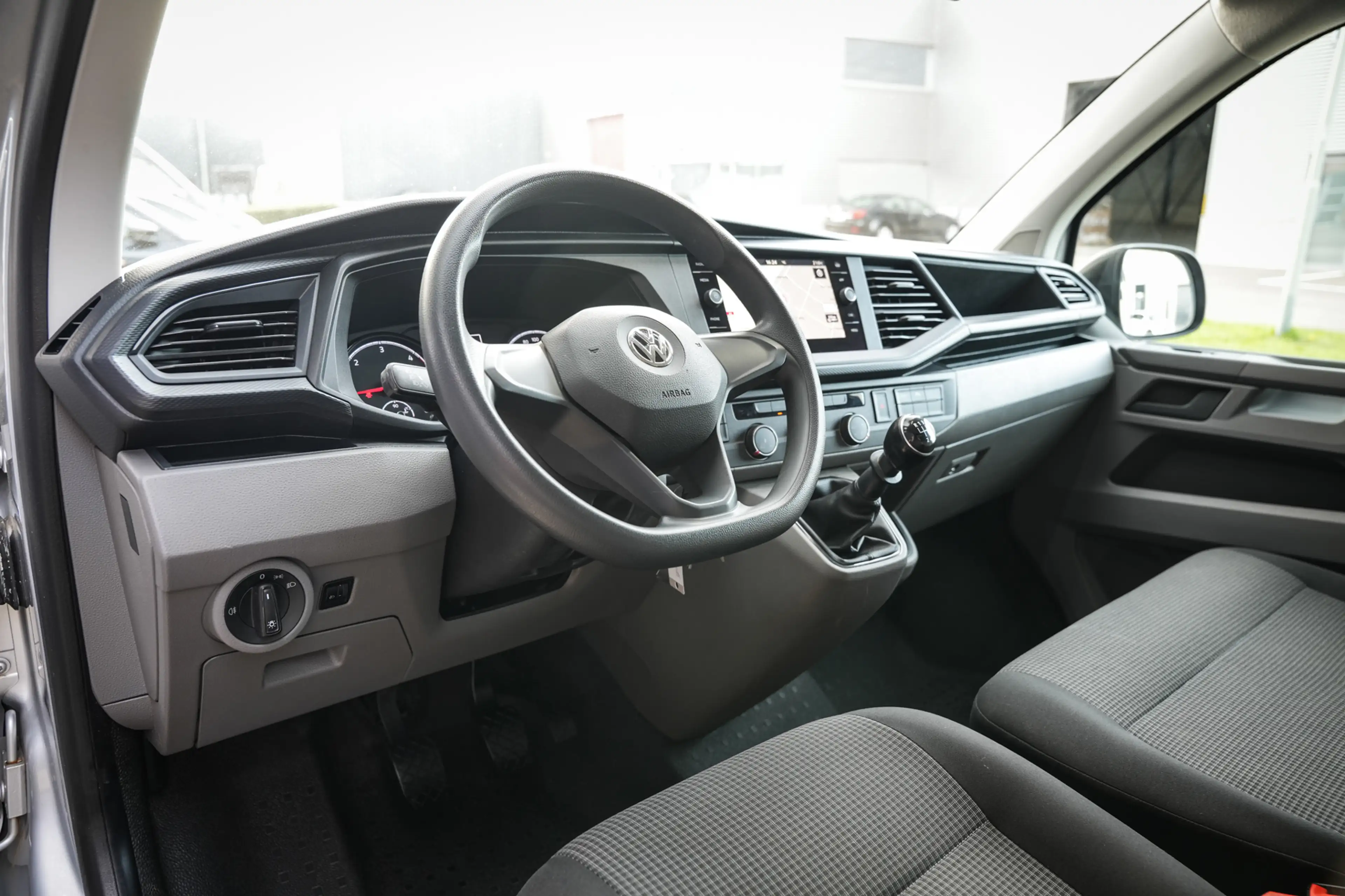 Volkswagen Transporter 2.0 TDI L1H1 28 Comfortline | Navi | Bluetooth | M — photo 8