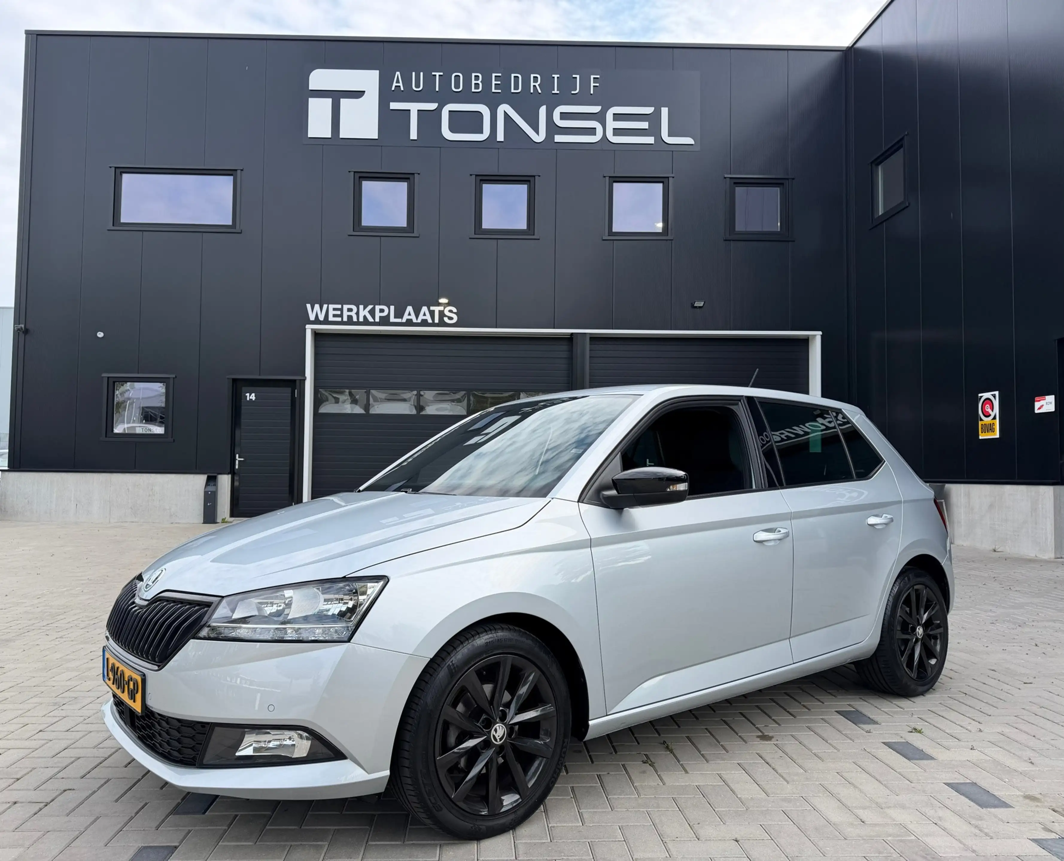Skoda Fabia 1.0 TSI Sport / Trekhaak / Stoelverwarming / ACC /