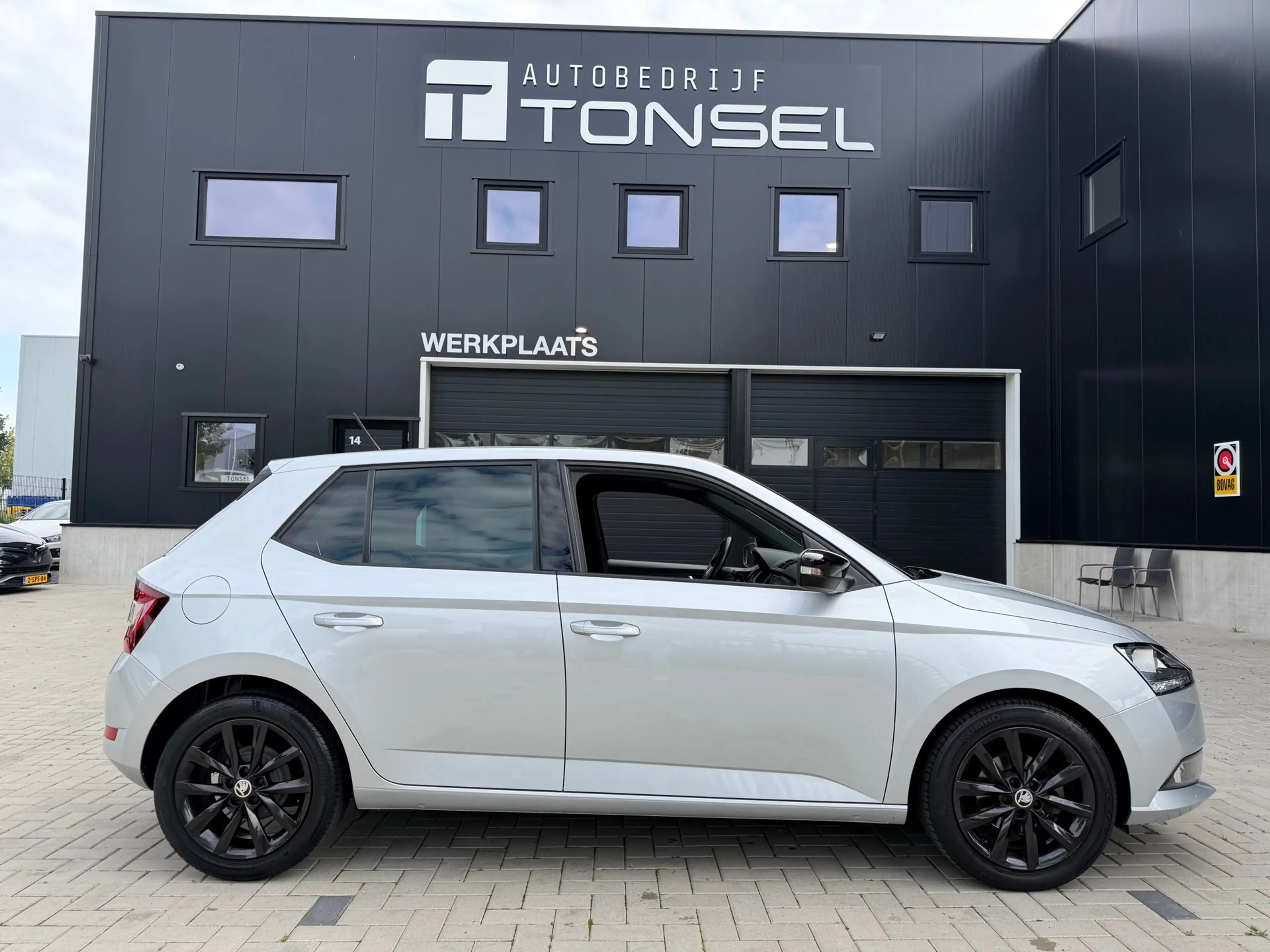 Skoda Fabia 1.0 TSI Sport / Trekhaak / Stoelverwarming / ACC / — photo 7