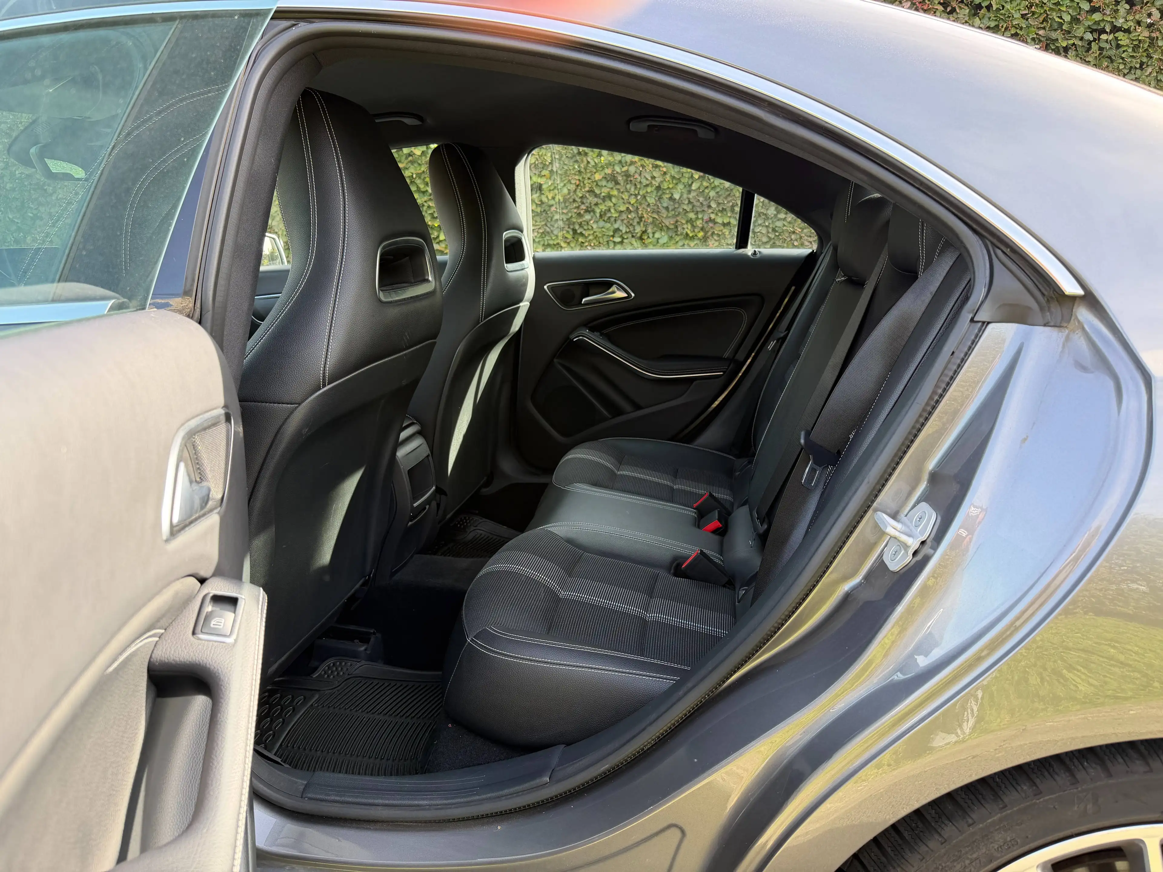 Mercedes-Benz CLA 180 PACK AMG - GARANTIE 12M - 3a — photo 15