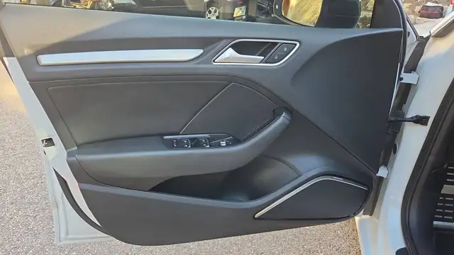 Audi A3 view 7