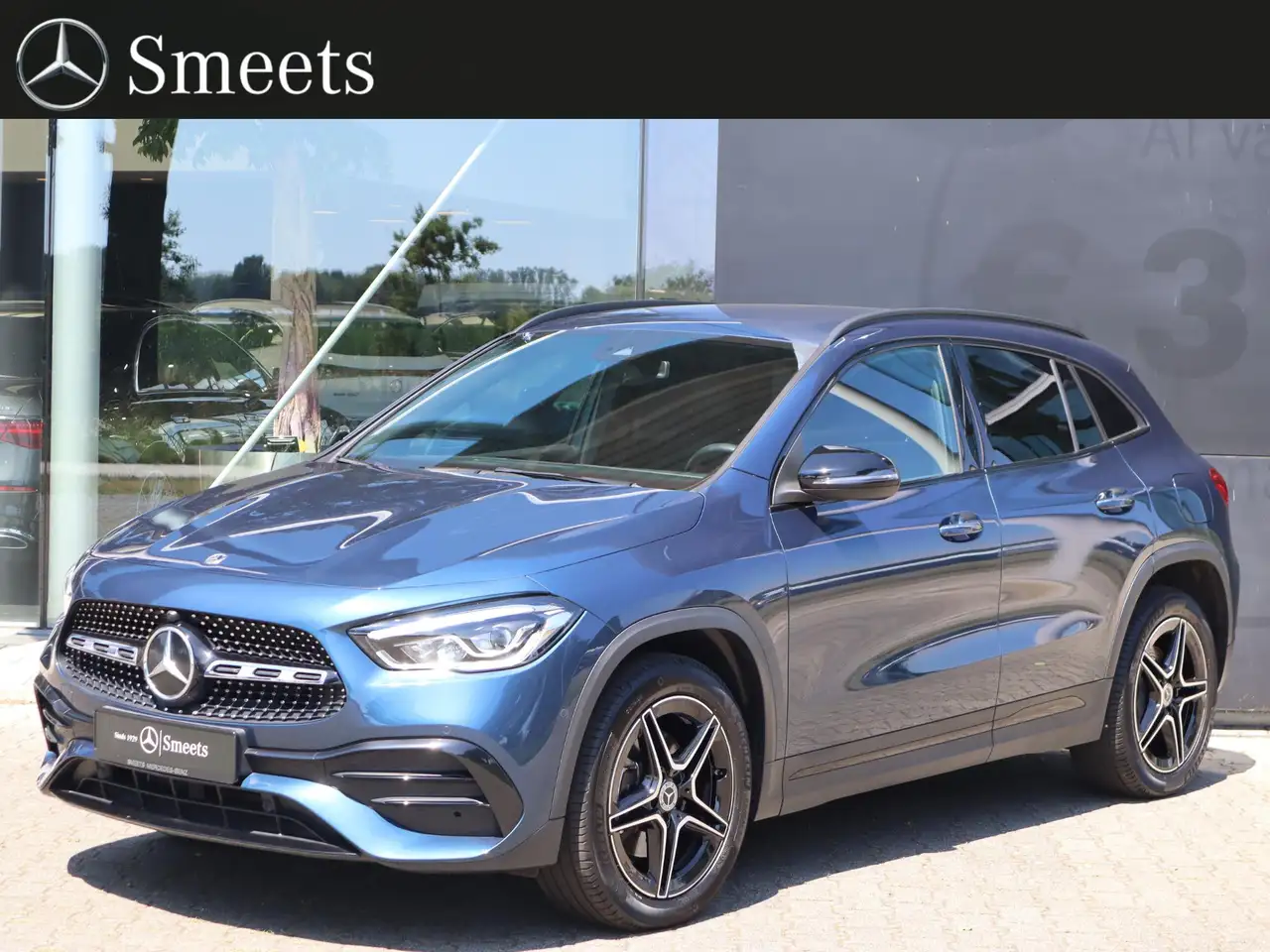 Mercedes-Benz GLA 250 e AMG Line l Keyless l Achteruitrij camera l Stoel — photo 1 of 15