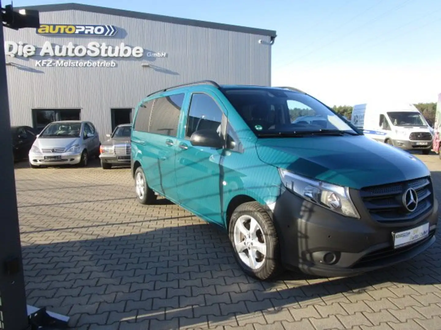 Mercedes-Benz Vito CDI/BT 4MATIC  5Sitzer abg.Scheiben-ALU-Navi Vert - 2