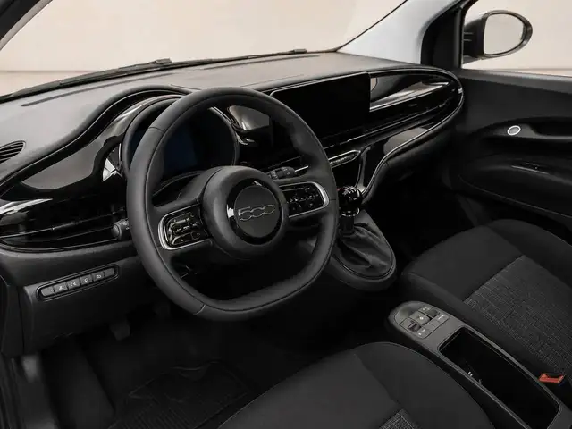 Fiat 500 view 6