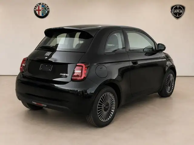 Fiat 500 view 3