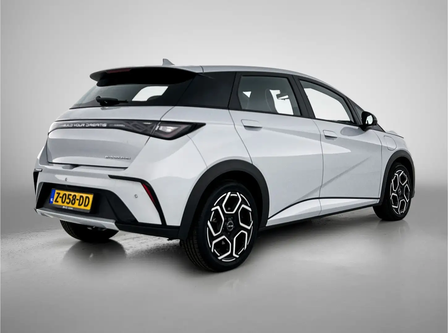 BYD Dolphin Comfort 60.4 kWh | 16" LMV | 427 KM WLTP | Adaptiv Weiß - 2