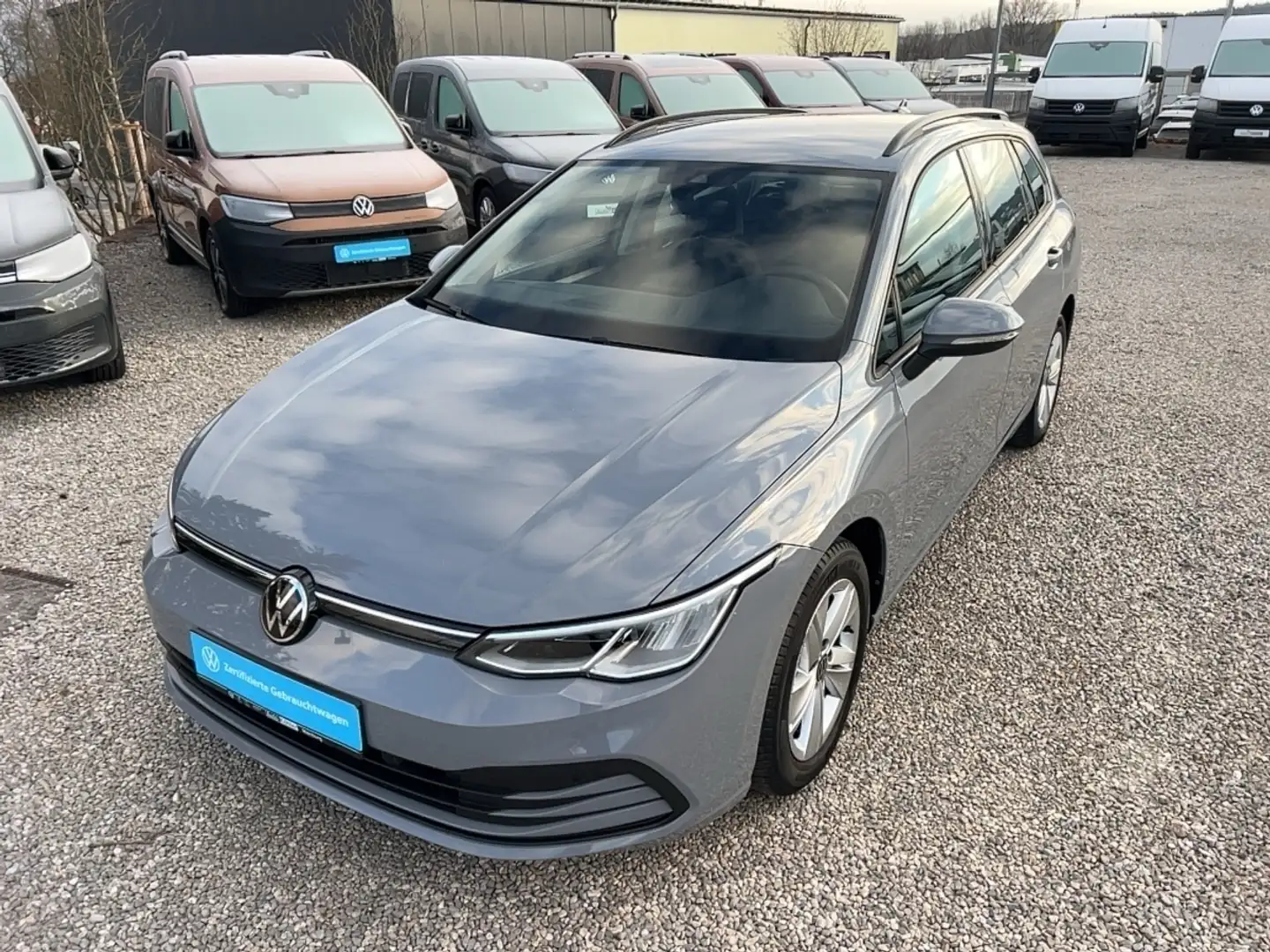 Volkswagen Golf Variant Life TSi NWAnschlussgarantie 02/2029 Grau - 2