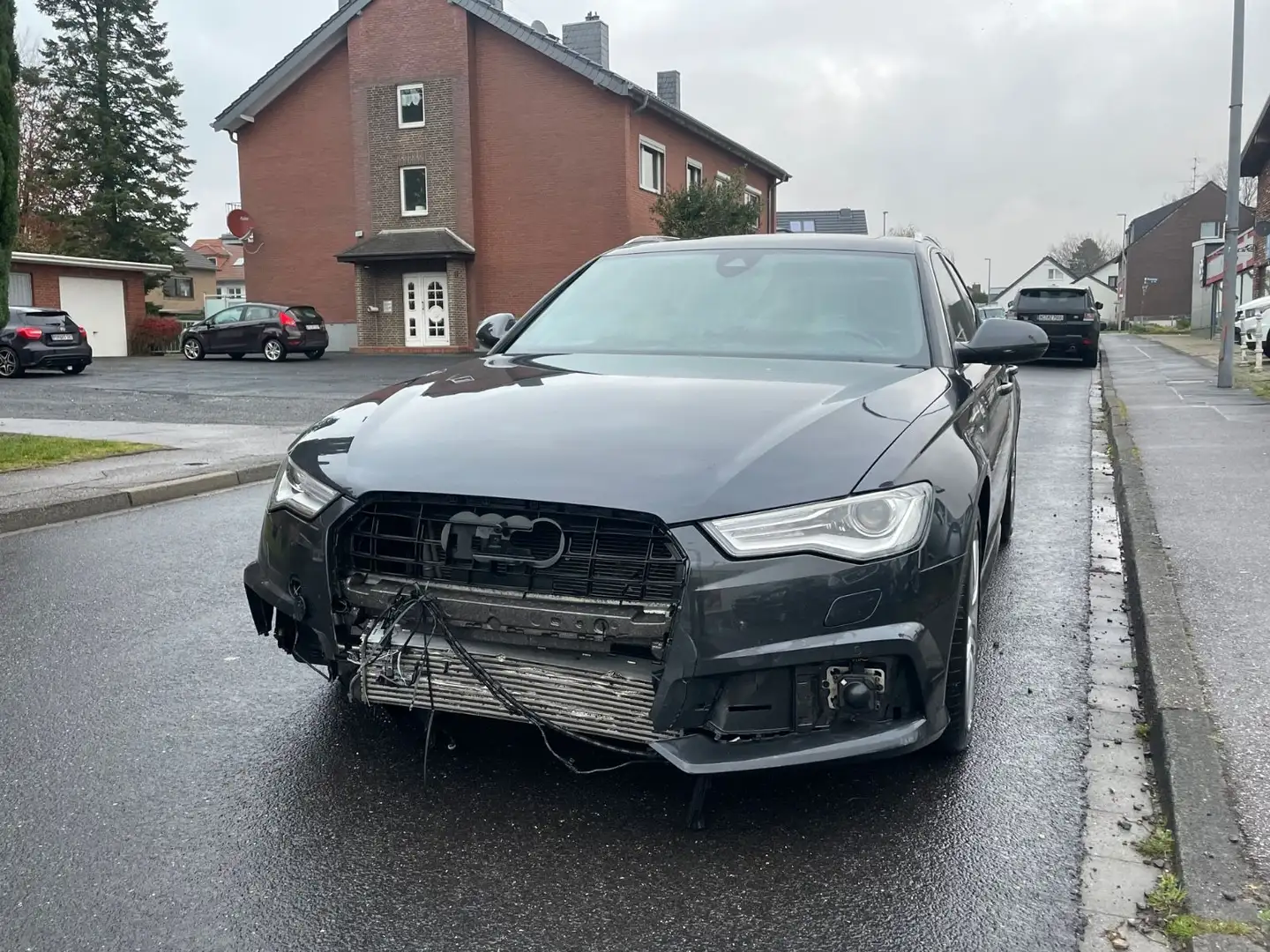 Audi A6 Avant 3.0 TDI S-LINE  quattro Grijs - 2