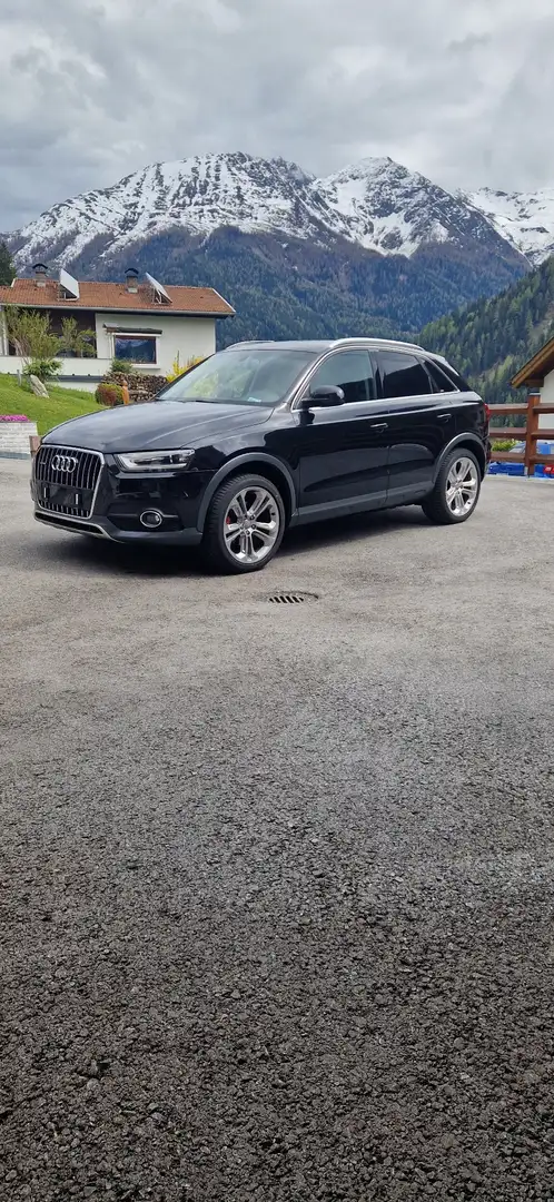 Audi Q3 2,0 TDI quattro Offroad Style Schwarz - 1