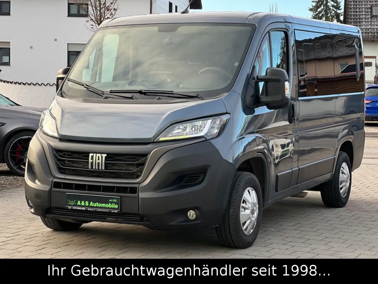 Fiat Ducato Luxusbus Panorama AUTOMATIK 8-Sitzer *AHK Gris - 1