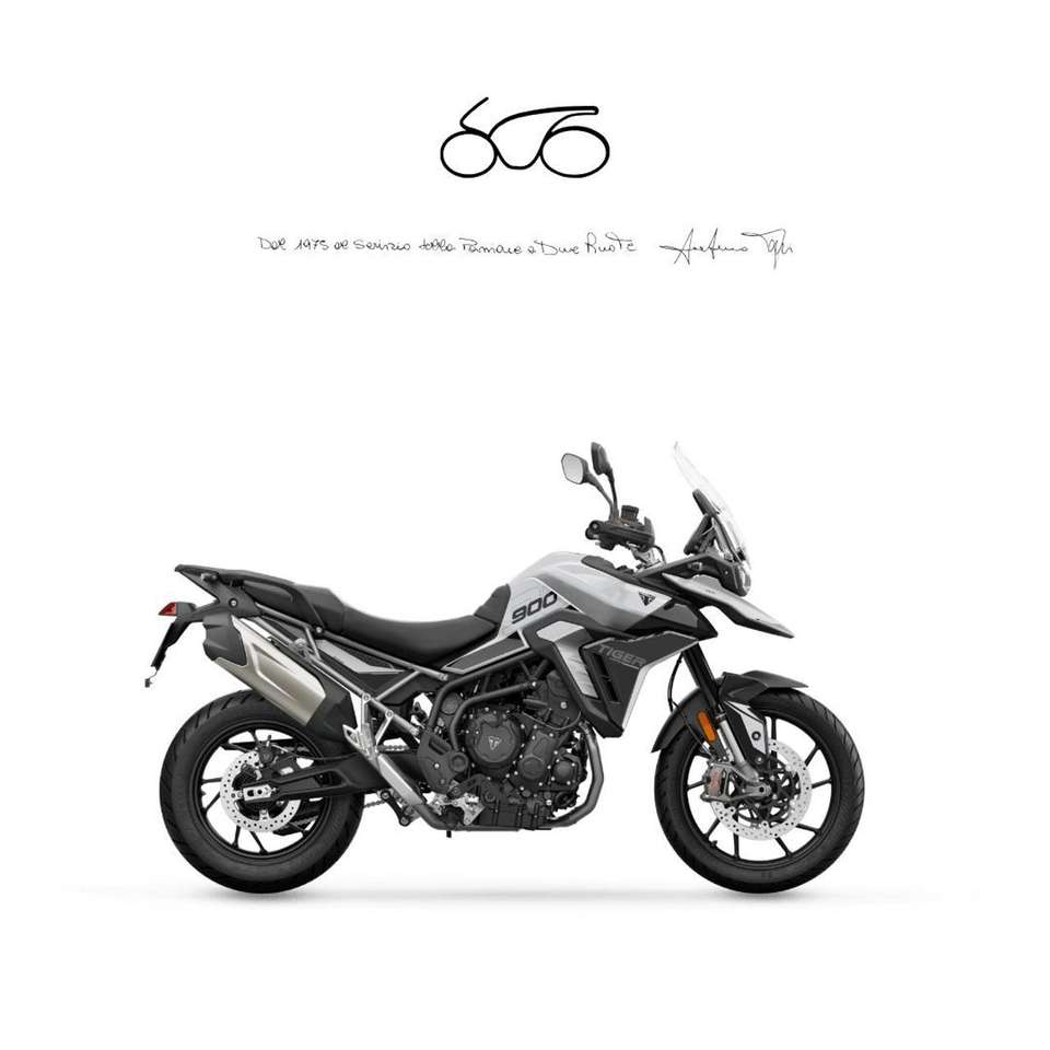 Triumph Tiger 900 GT