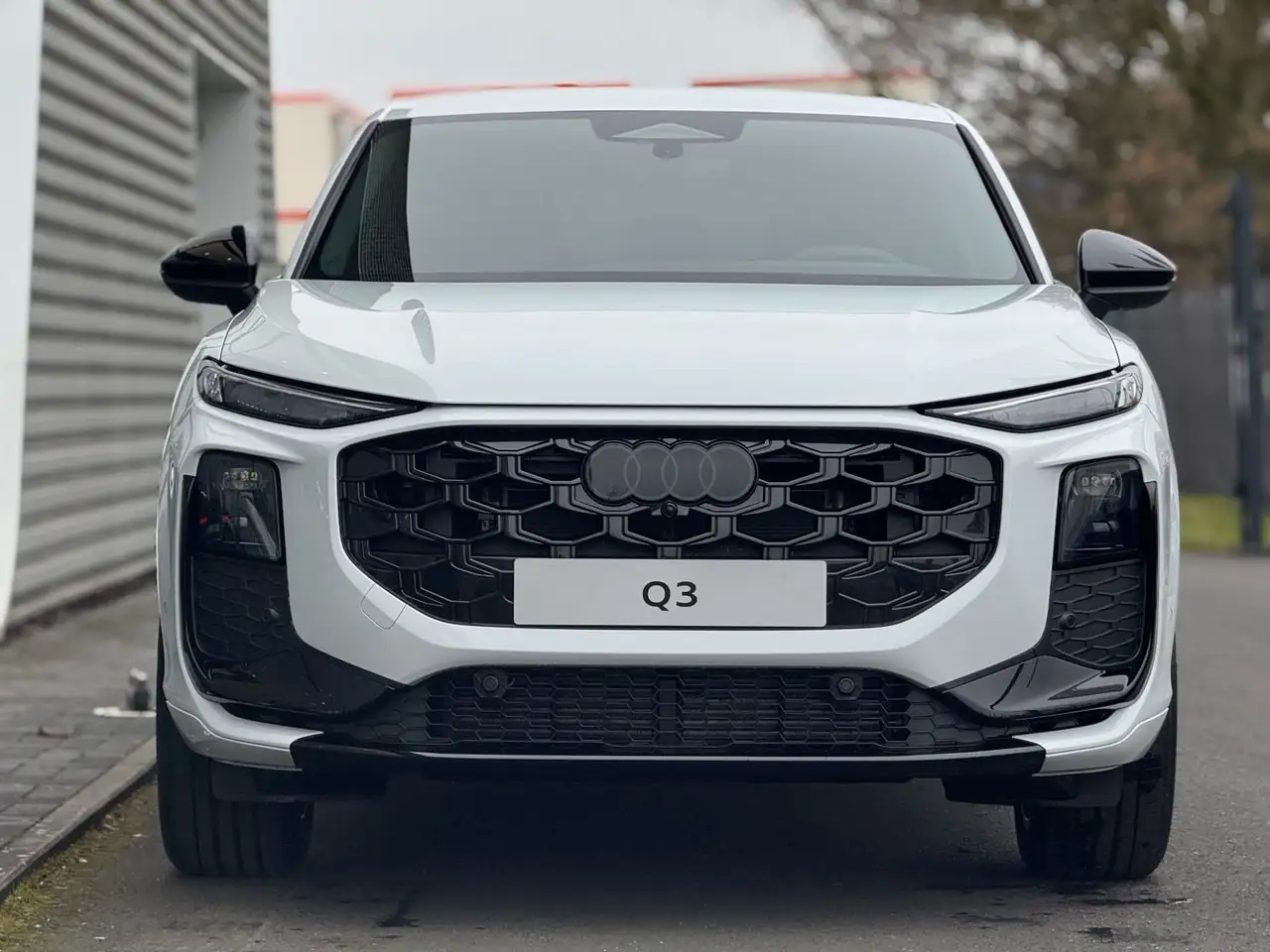 Audi Q3 TFSI SLINE*TECHPLUS*LEDPLUS*AHK*KLI 4
