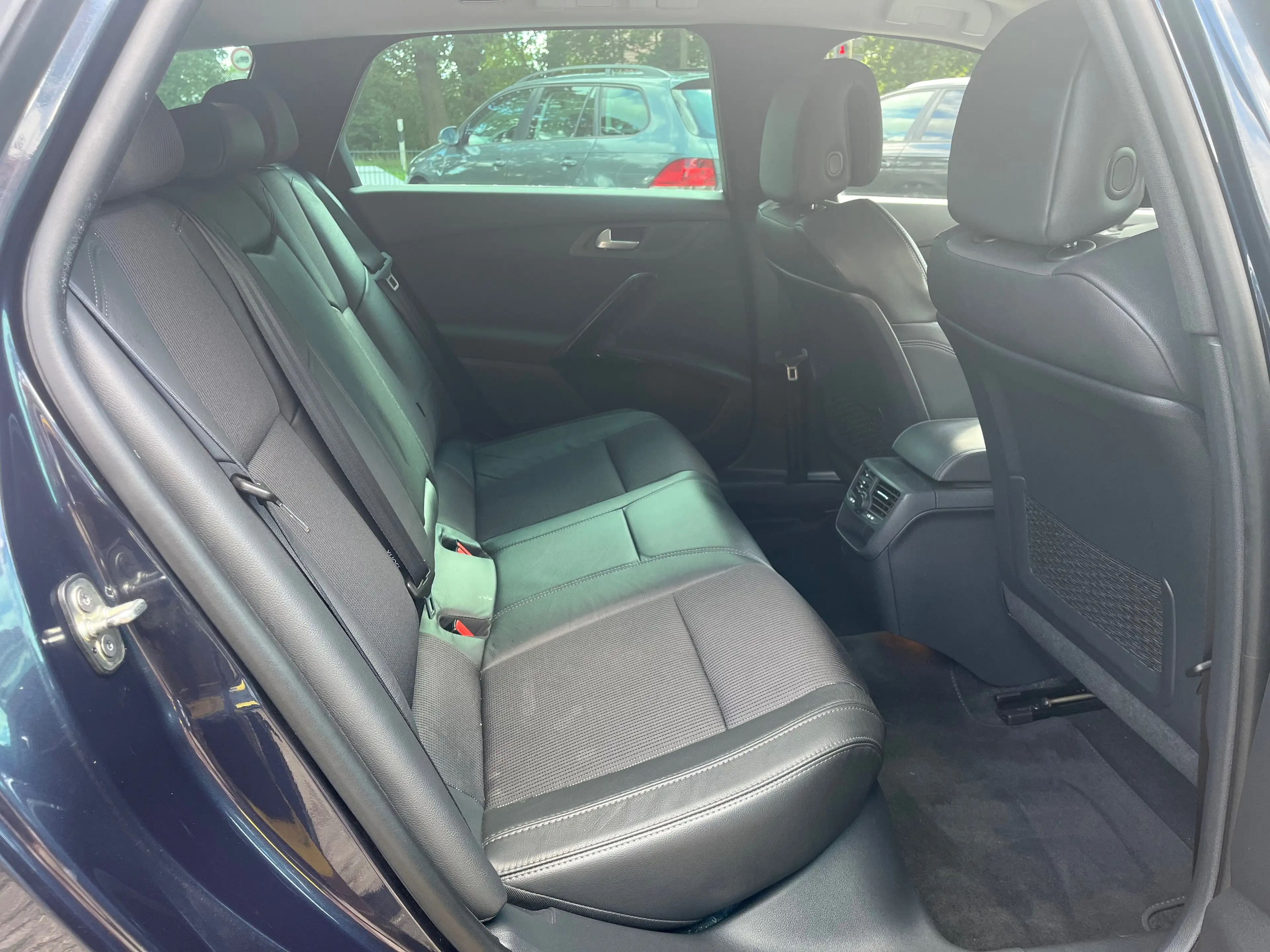 Peugeot 508 Allure Kombi Panoramadach Navi Automatik — photo 11