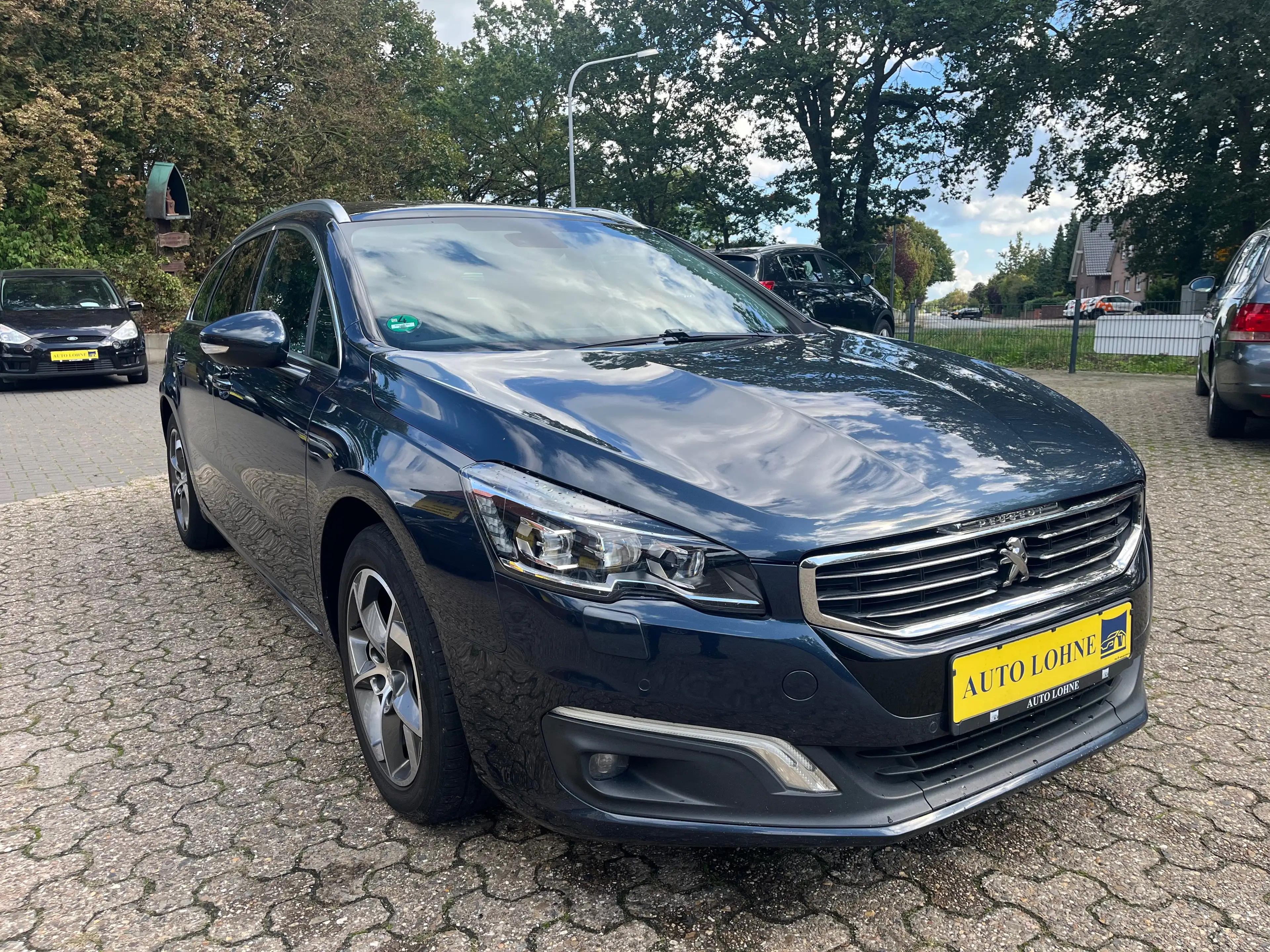 Peugeot 508 Allure Kombi Panoramadach Navi Automatik — photo 2