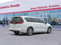 Chrysler Pacifica 2023