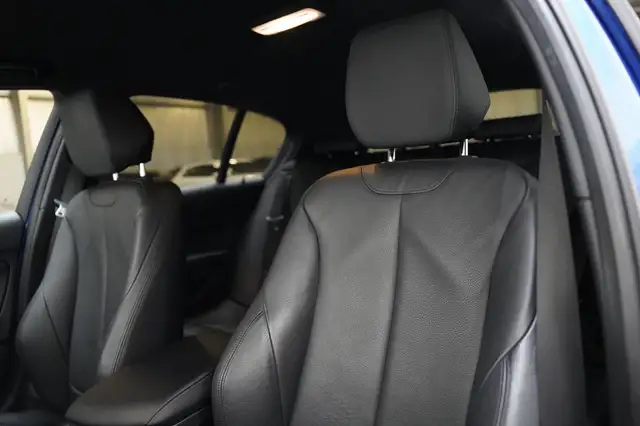 BMW 1 Series view 13