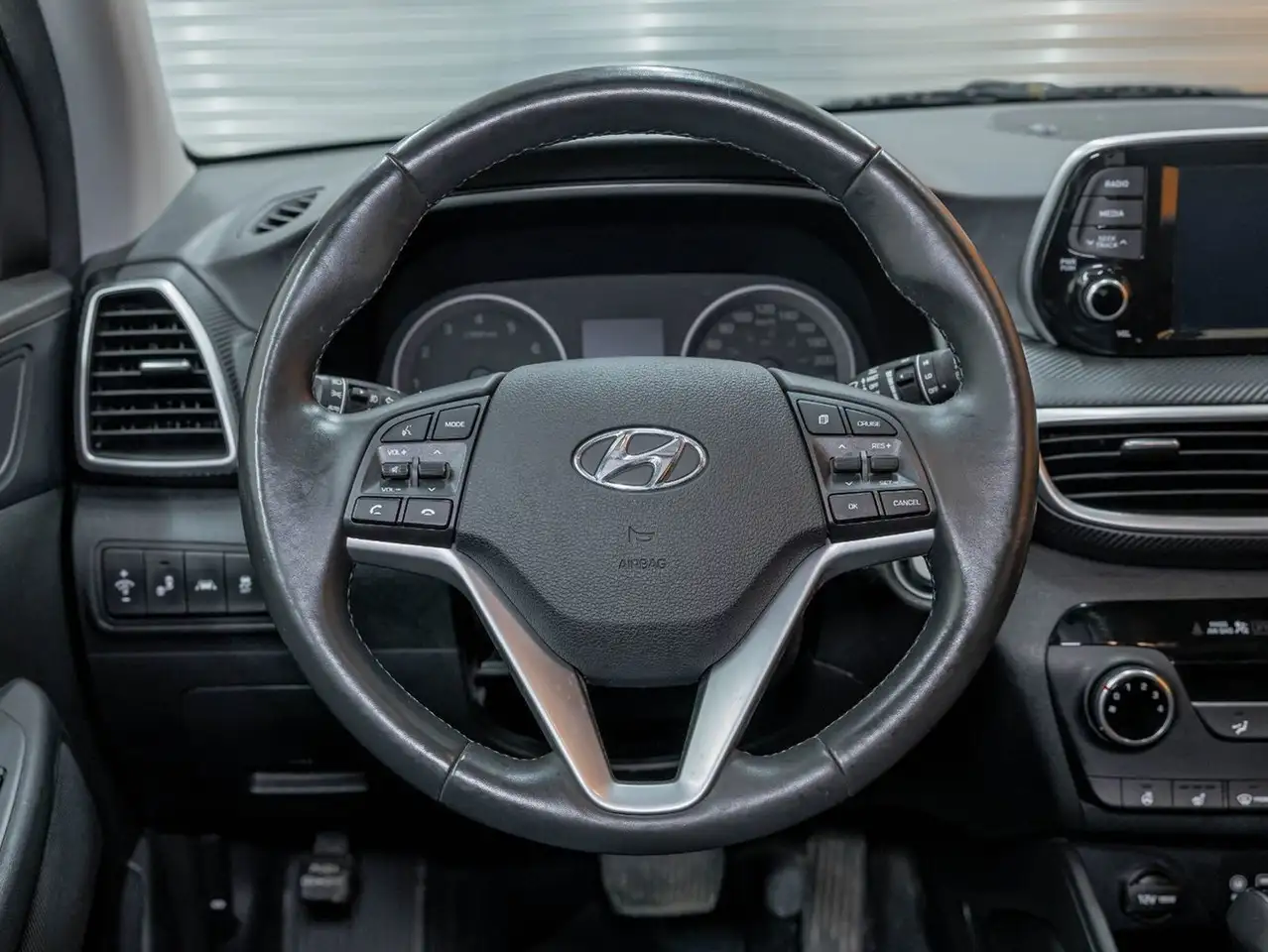 Hyundai TUCSON снимка Hyundai TUCSON