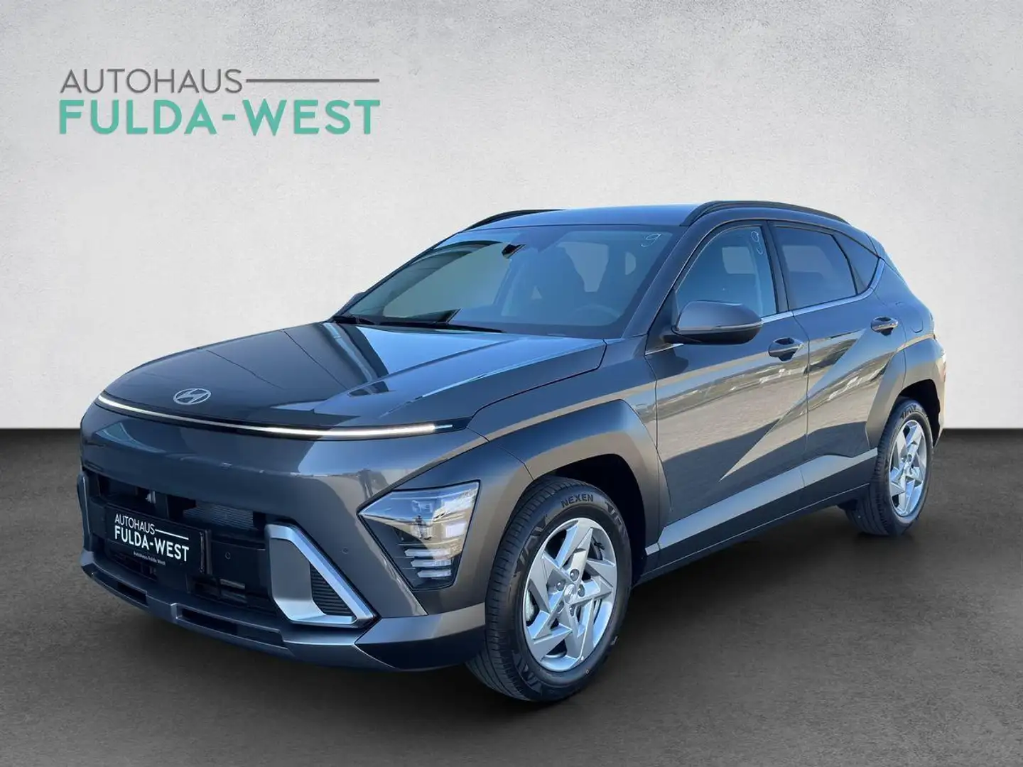 Hyundai KONA Prime 4WD 1.6T-GDI Aut. LED Navi ACC Kamera Gris - 1