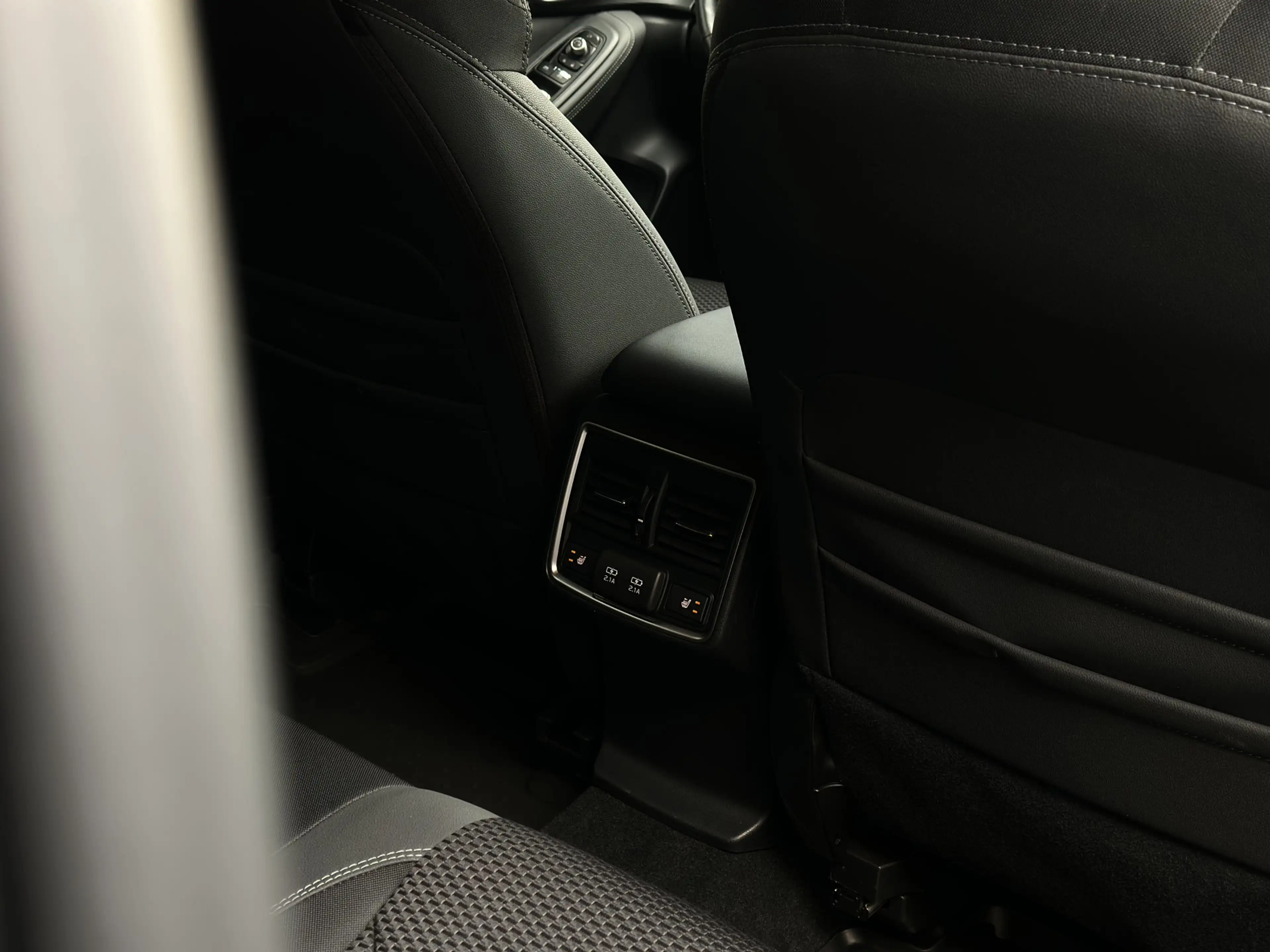 Subaru Forester 2.0i e-BOXER Comfort Automaat/Trekhaak/Parkeerhulp — photo 8