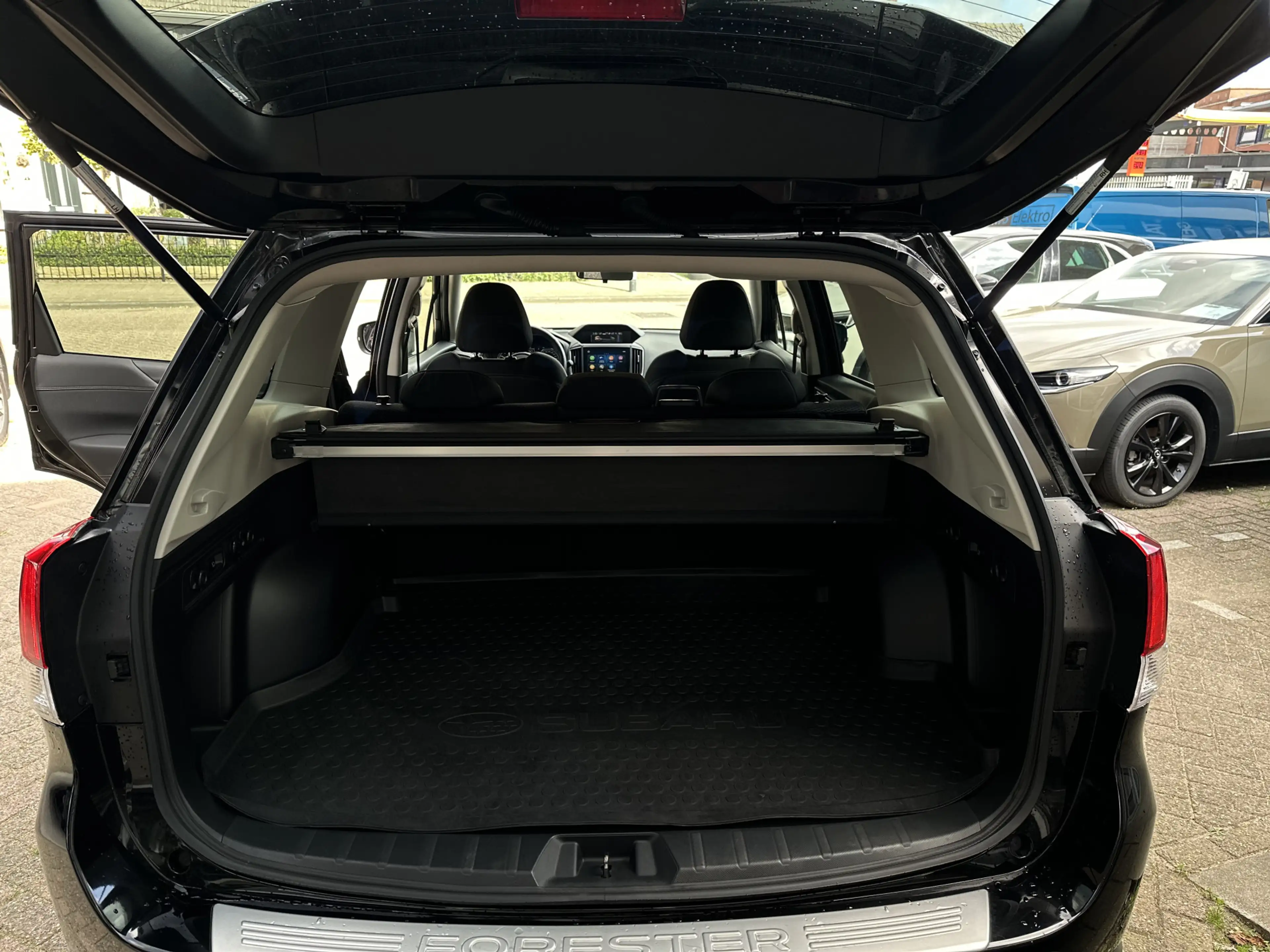 Subaru Forester 2.0i e-BOXER Comfort Automaat/Trekhaak/Parkeerhulp — photo 5