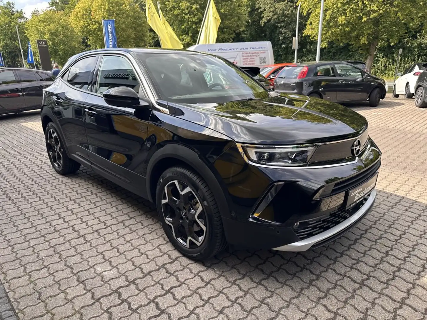 Opel Mokka-E Ultimate +NAVI+MATRIX LED+11 KW Charger+ Black - 2