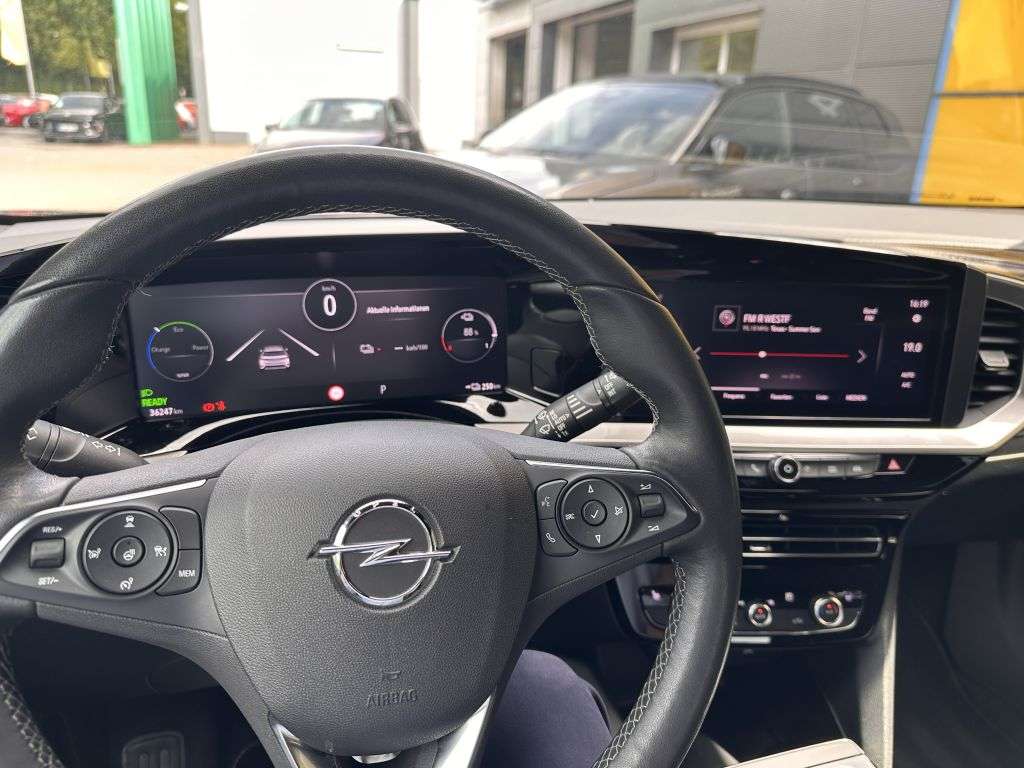 Opel Mokka E