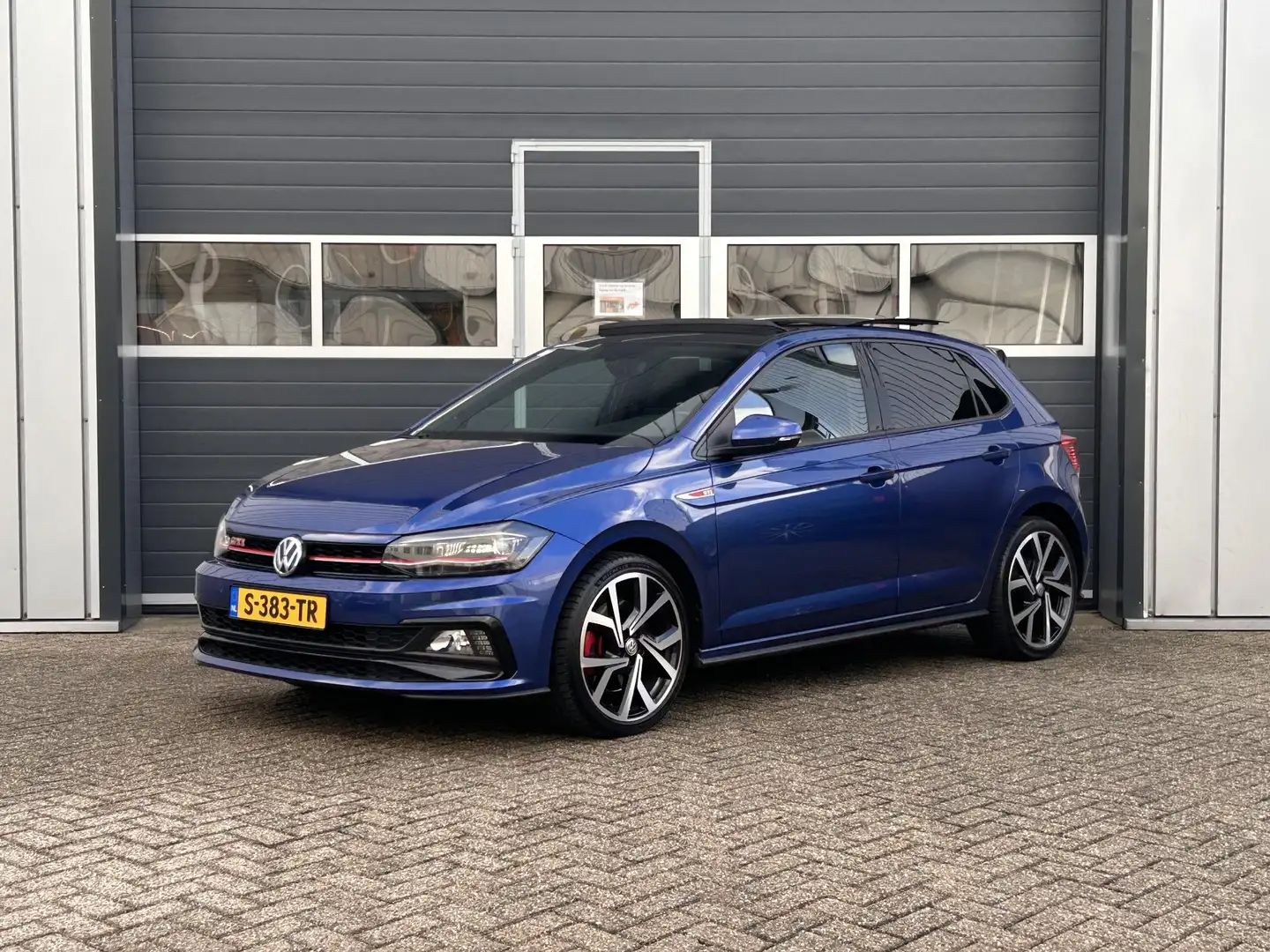Volkswagen Polo GTI 2.0 TSI | Dealer onderhouden | Keyless | Pano | Do Blauw - 2
