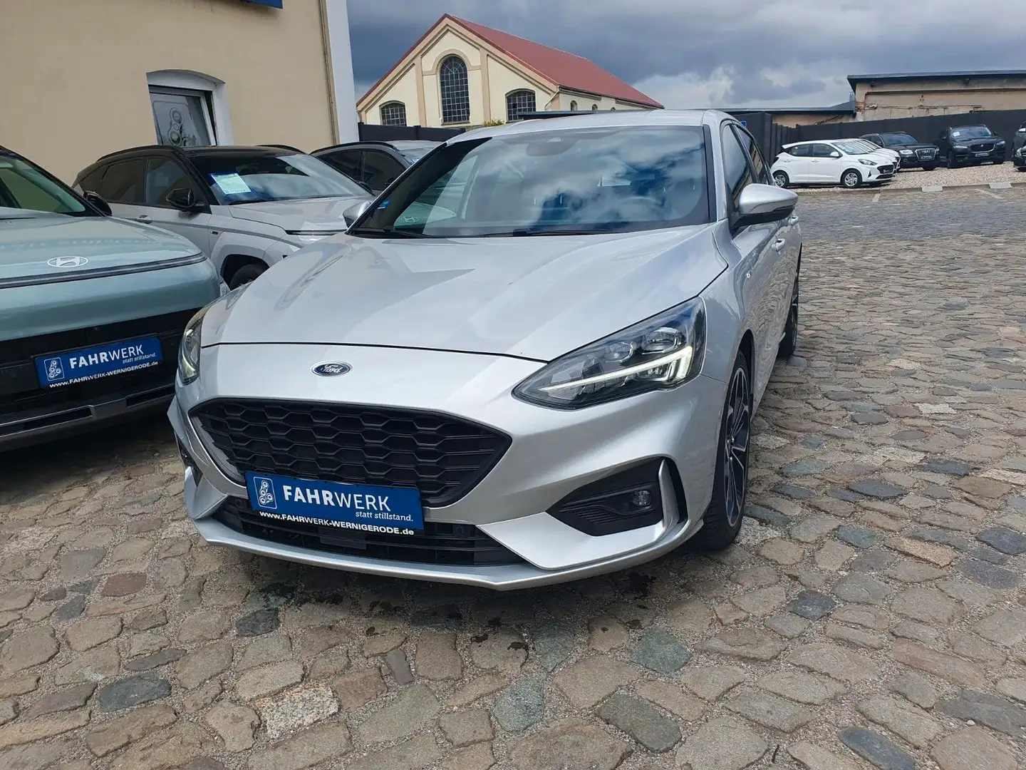 Ford Focus FORD Focus 1.0 EcoBoost  Aut. ST-LINE Zilver - 1