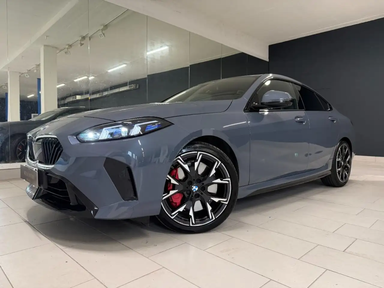 BMW 218