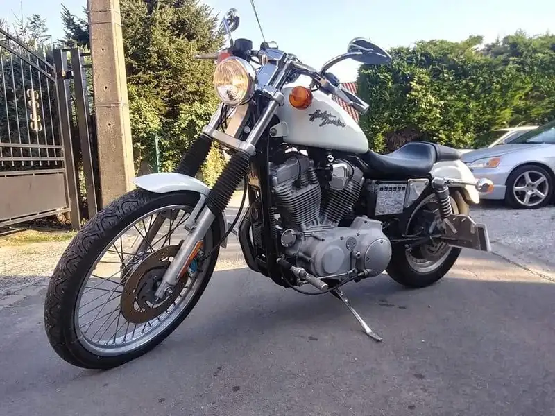 Harley-Davidson Sportster 883 - foto 8